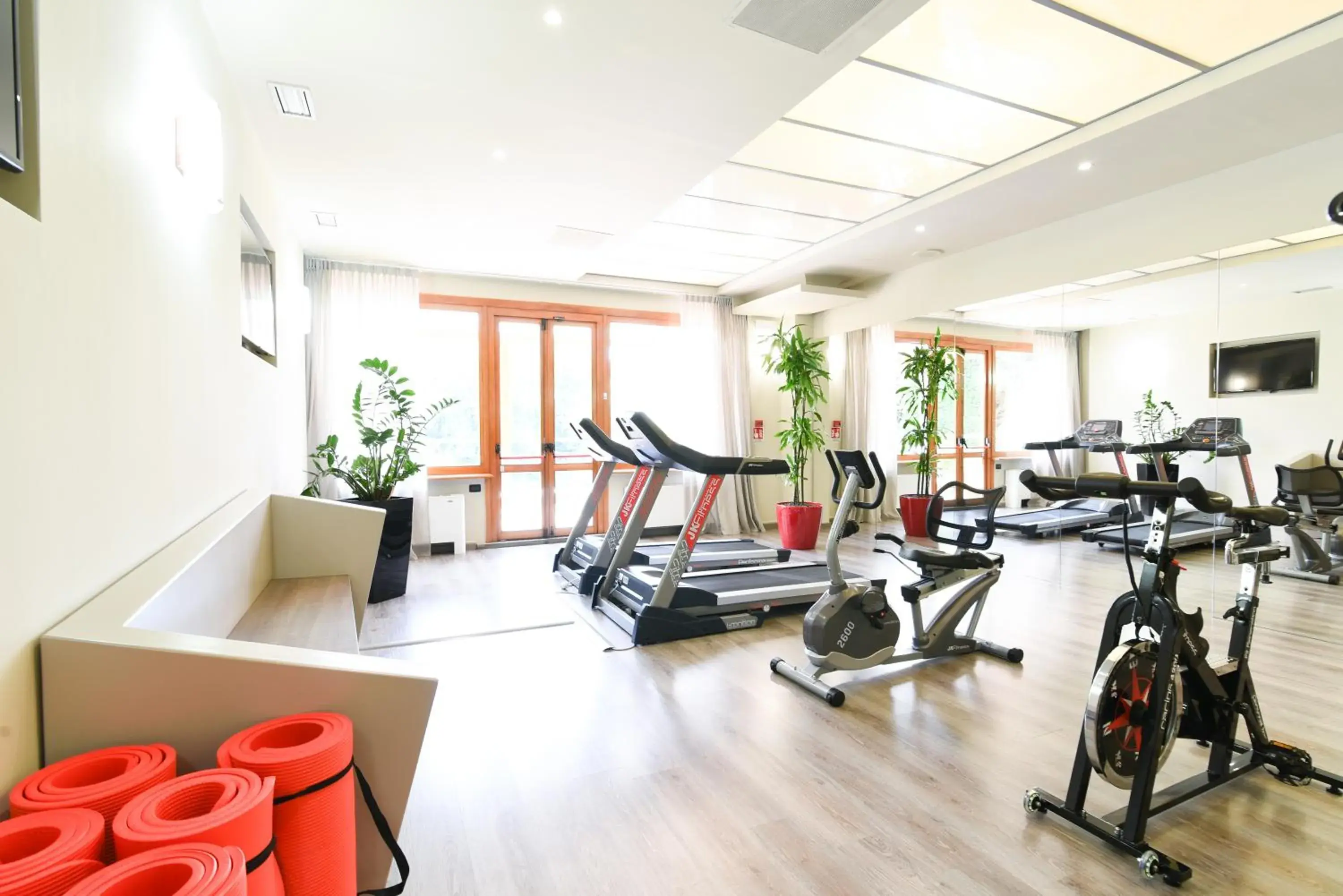 Fitness centre/facilities in Best Quality Hotel La Darsena Fitness centre/facilities in Best Quality Hotel La Darsena