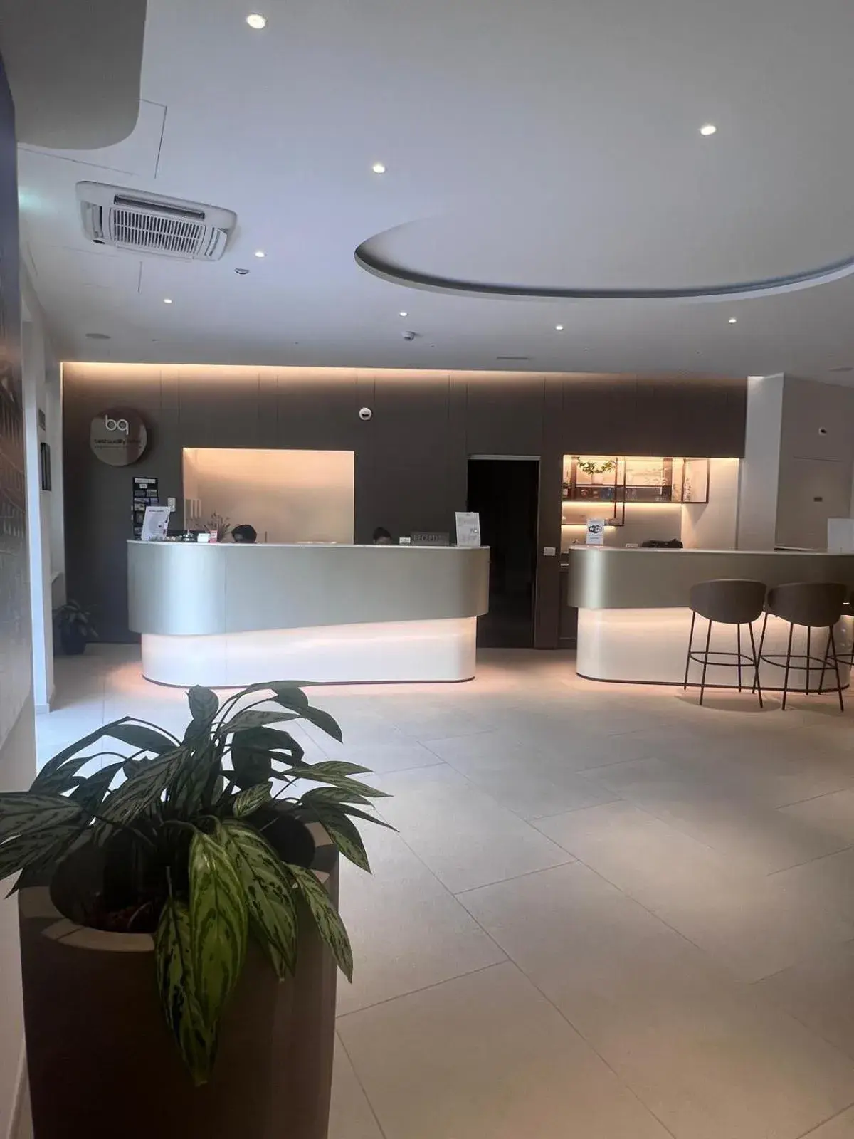 Lobby or reception in Best Quality Hotel La Darsena Lobby or reception in Best Quality Hotel La Darsena