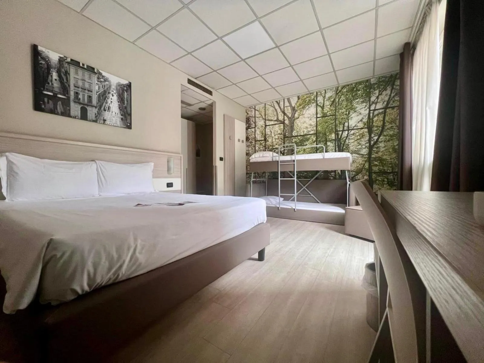 Photo of the whole room, Bed in Best Quality Hotel La Darsena