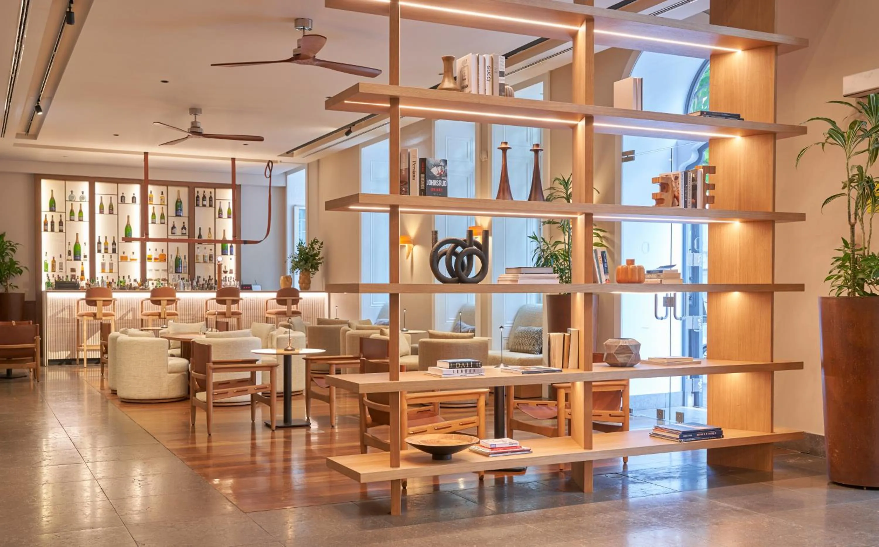 Lounge or bar in PortoBay Liberdade