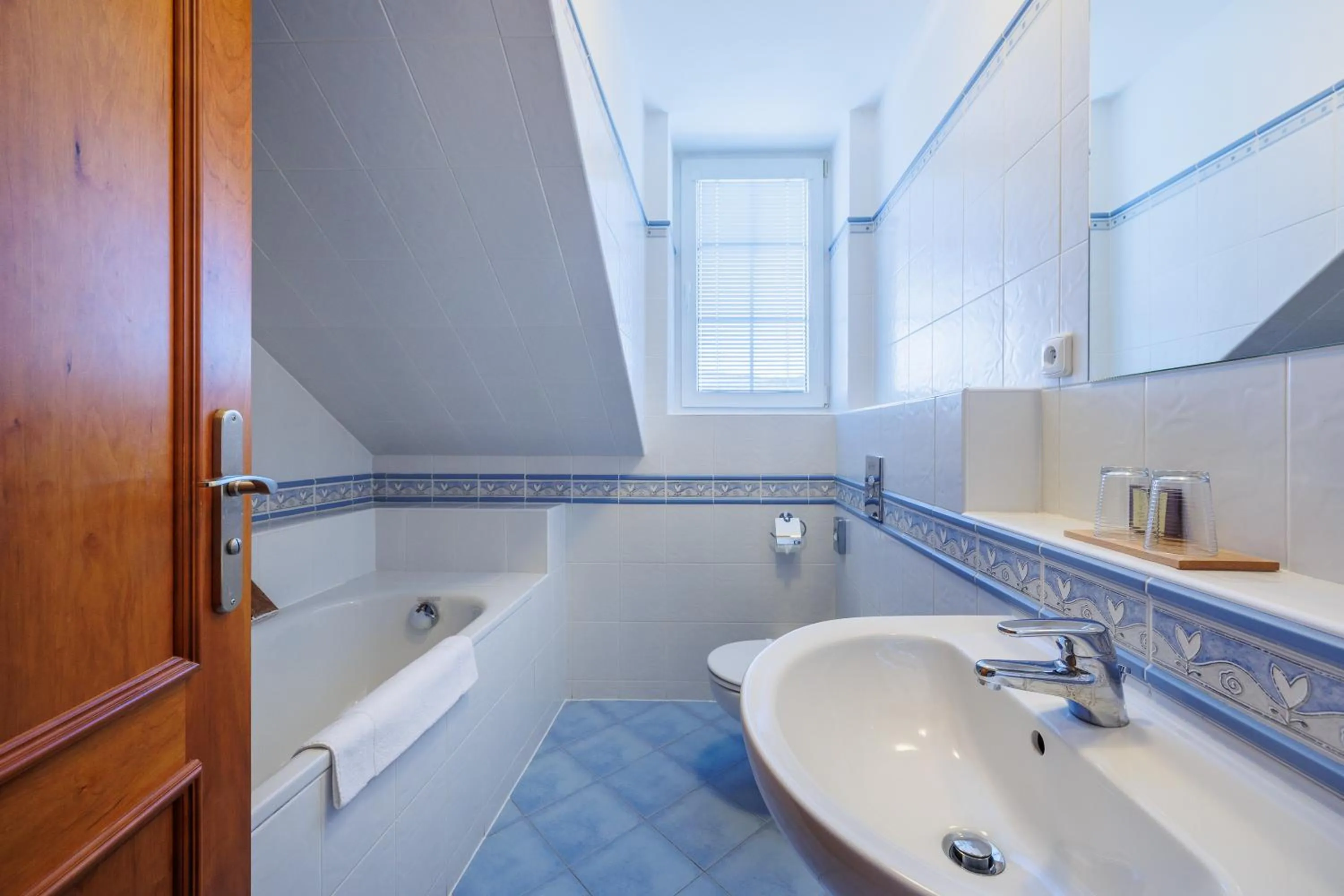 Bathroom in Hotel U Zámečku Cihelny