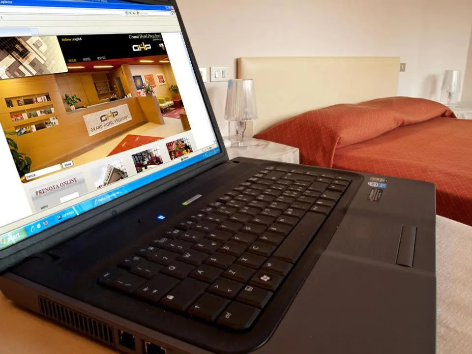 Bed in Grand Hotel President