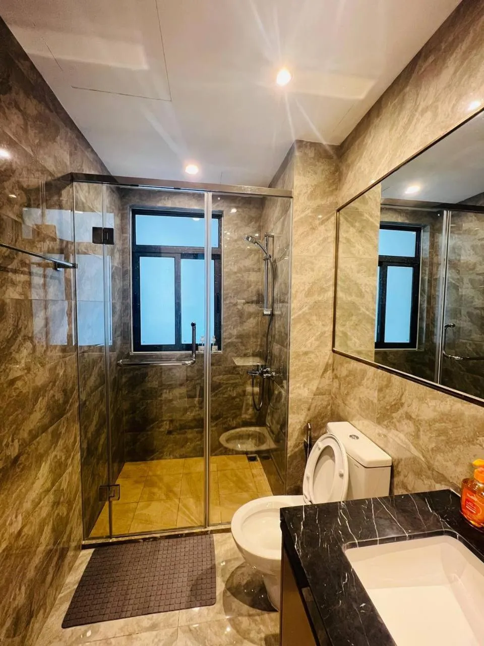 R&F PRINCESS COVE by ANJU