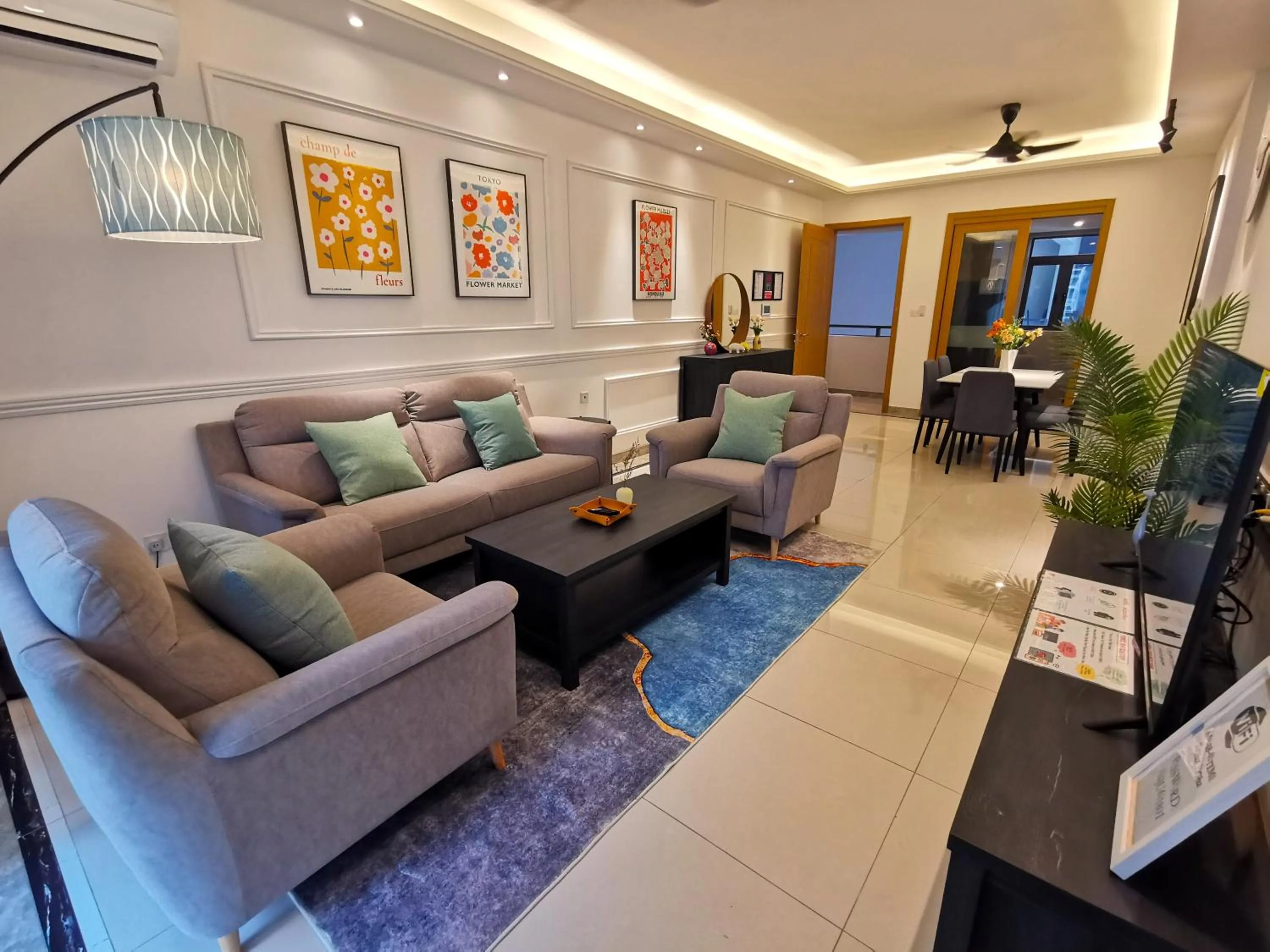 R&F PRINCESS COVE by ANJU