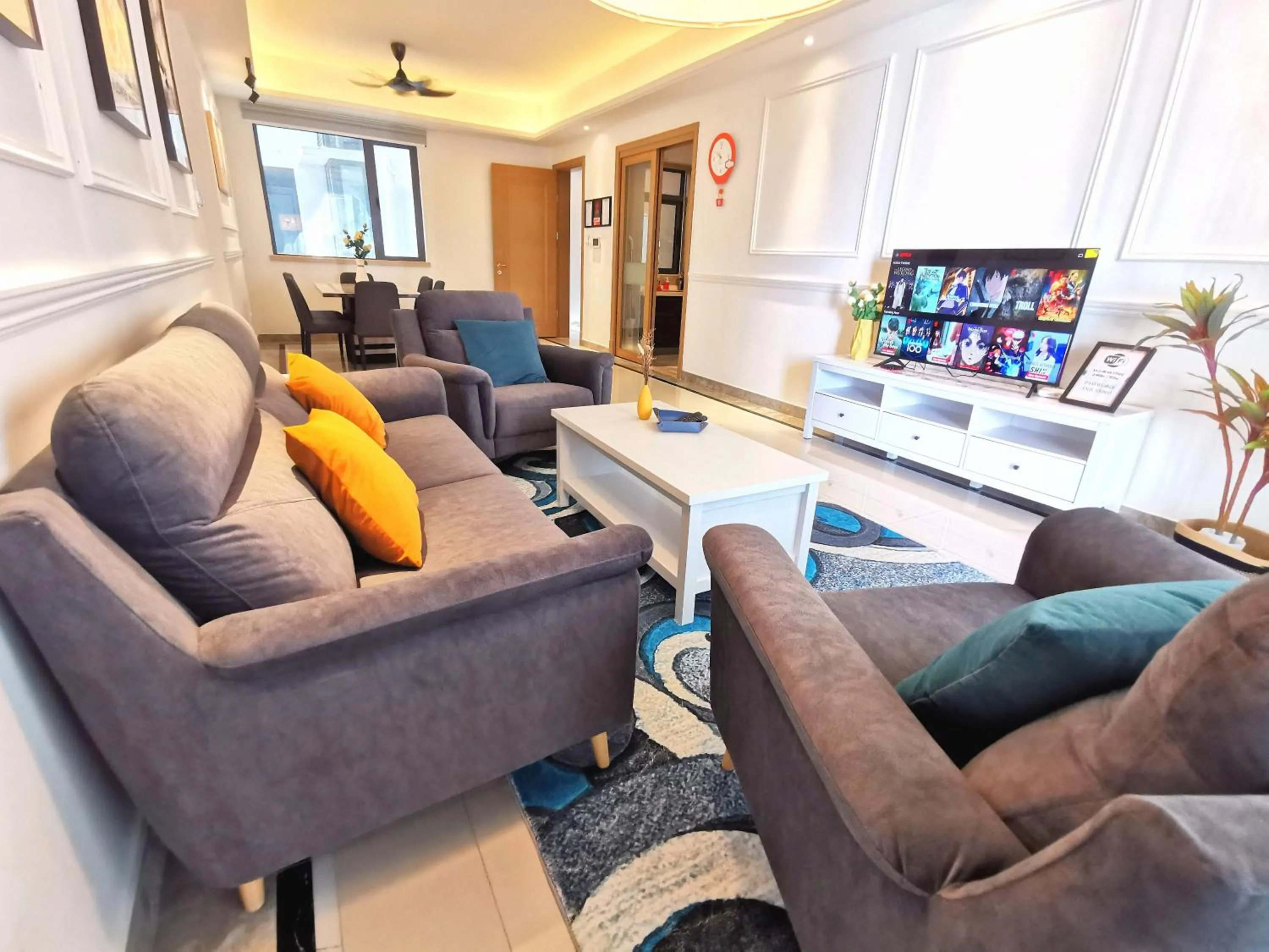 R&F PRINCESS COVE by ANJU