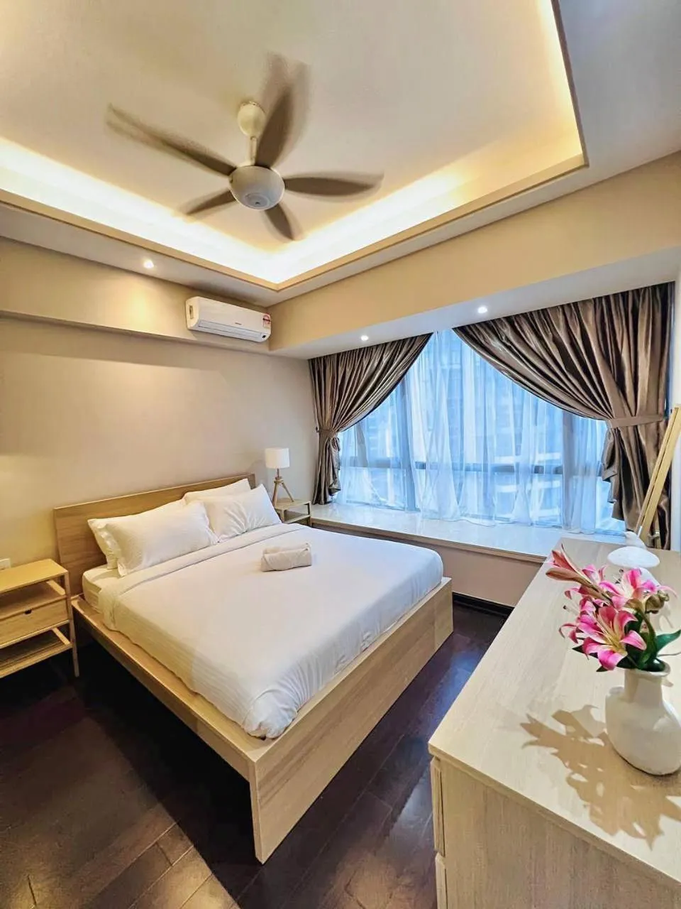 Bed in R&F PRINCESS COVE by ANJU