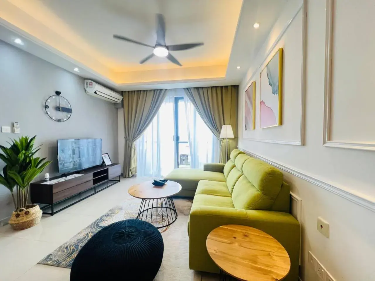 Deluxe Double Room in R&F PRINCESS COVE at ANJU Deluxe Double Room in R&F PRINCESS COVE at ANJU