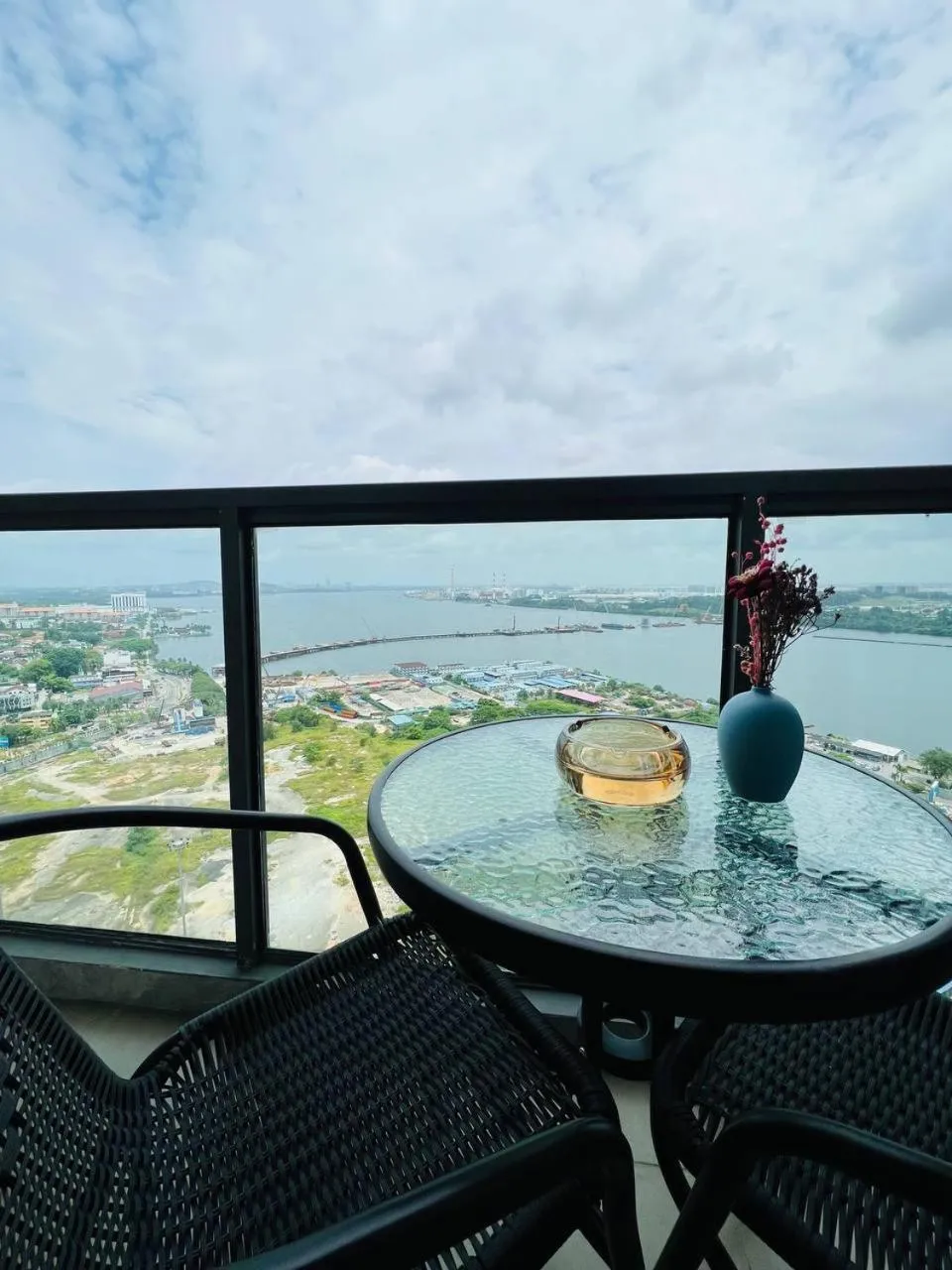 R&F PRINCESS COVE by ANJU