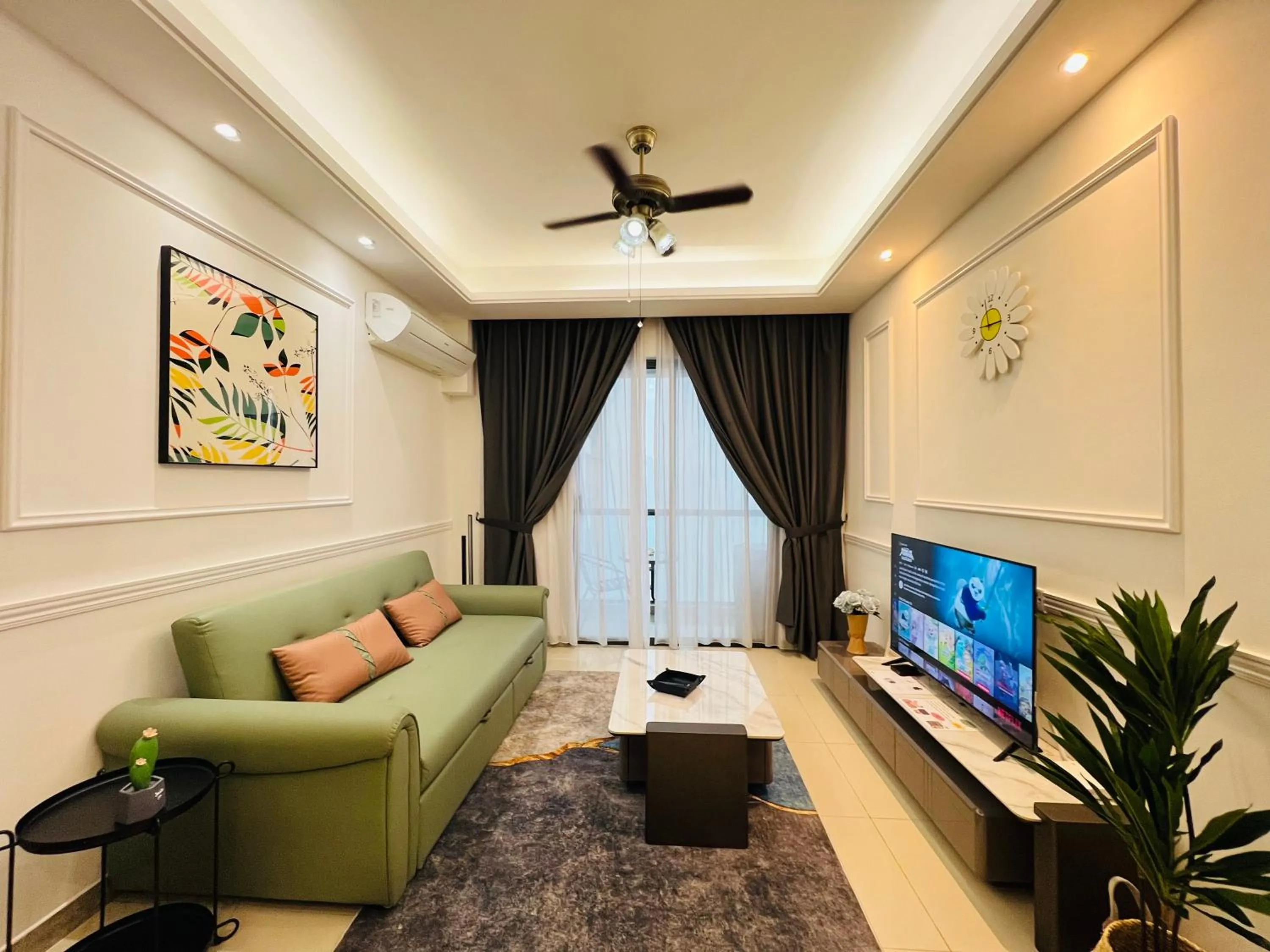 R&F PRINCESS COVE by ANJU