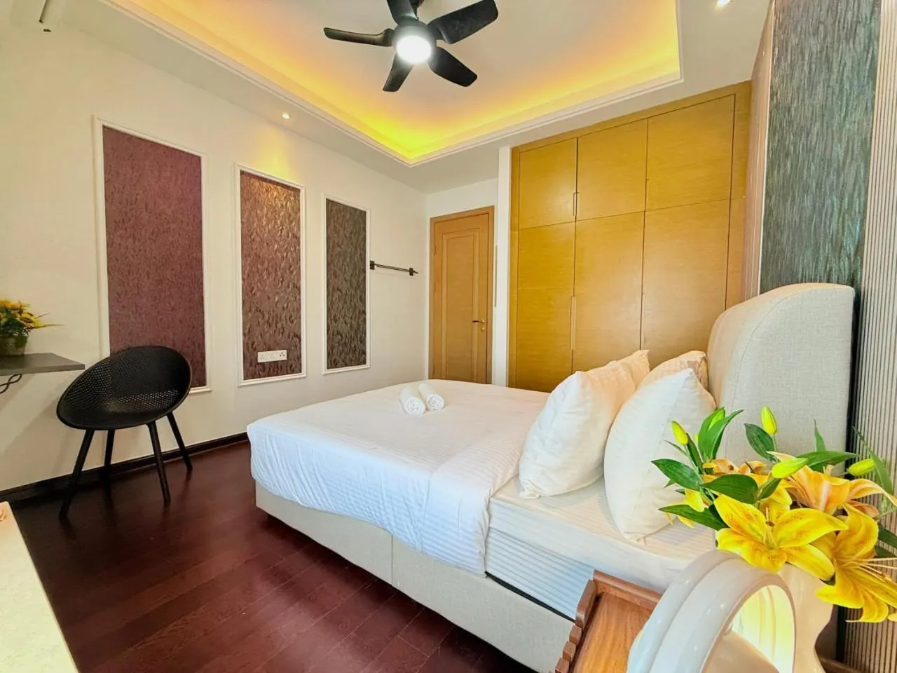 Bed in R&F PRINCESS COVE by ANJU