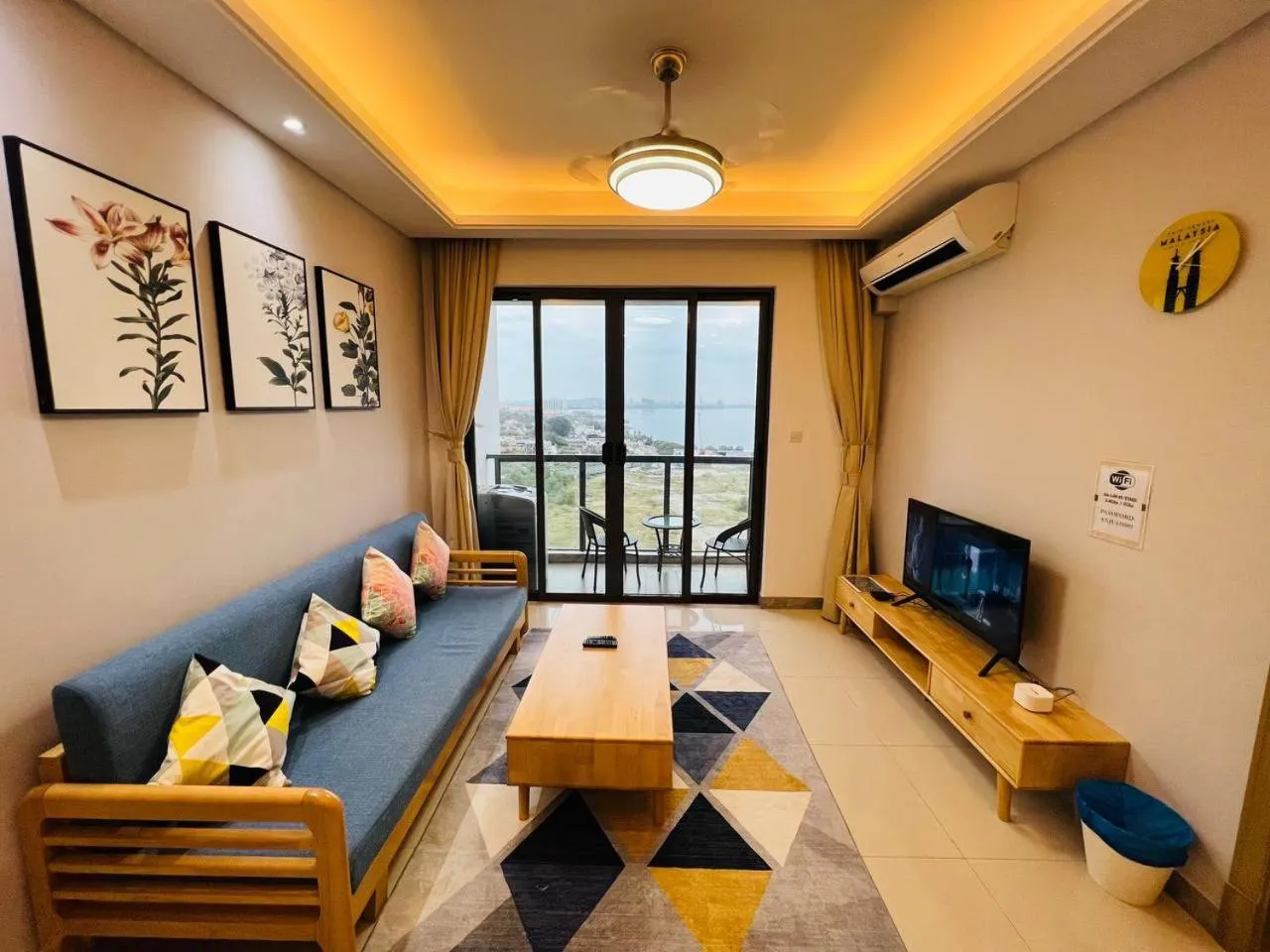 R&F PRINCESS COVE by ANJU