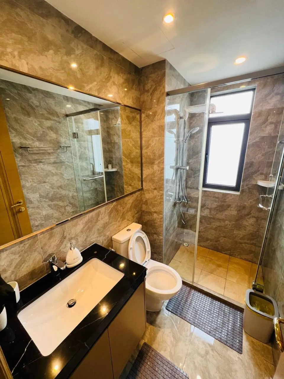 R&F PRINCESS COVE by ANJU