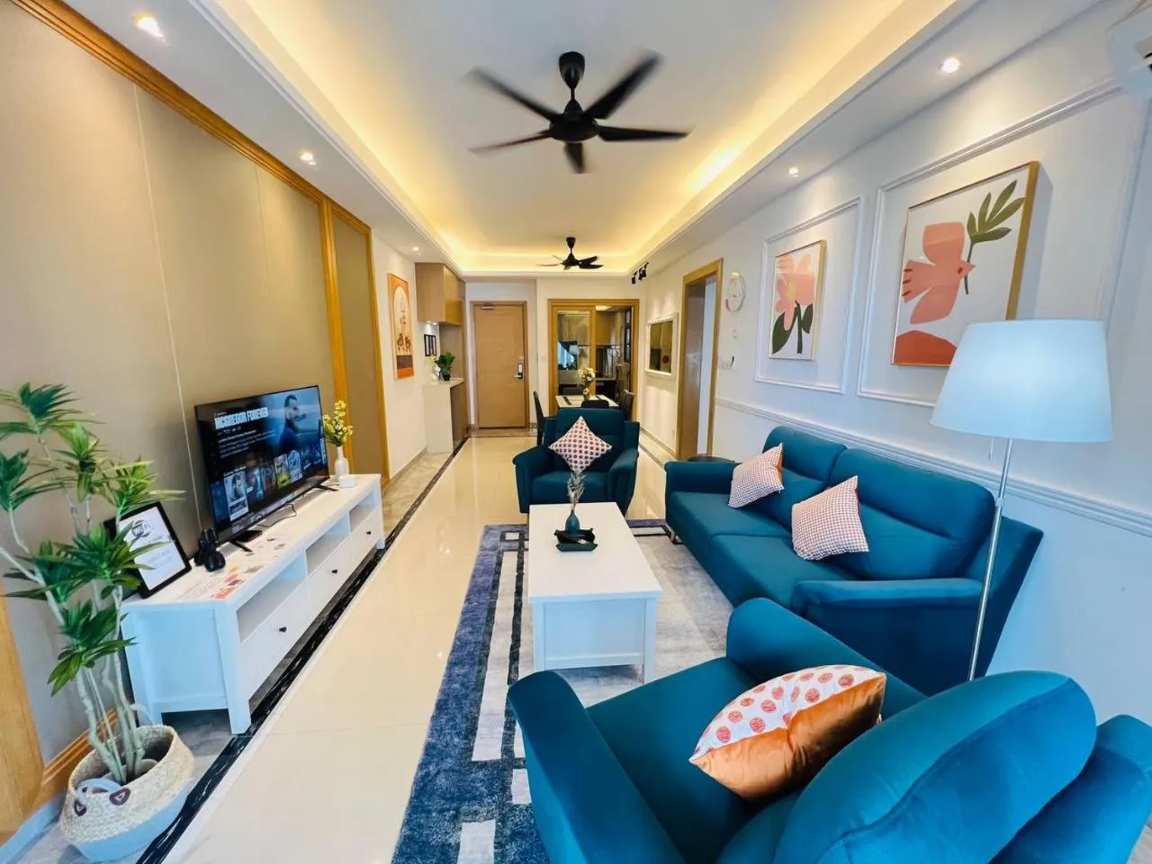 R&F PRINCESS COVE by ANJU