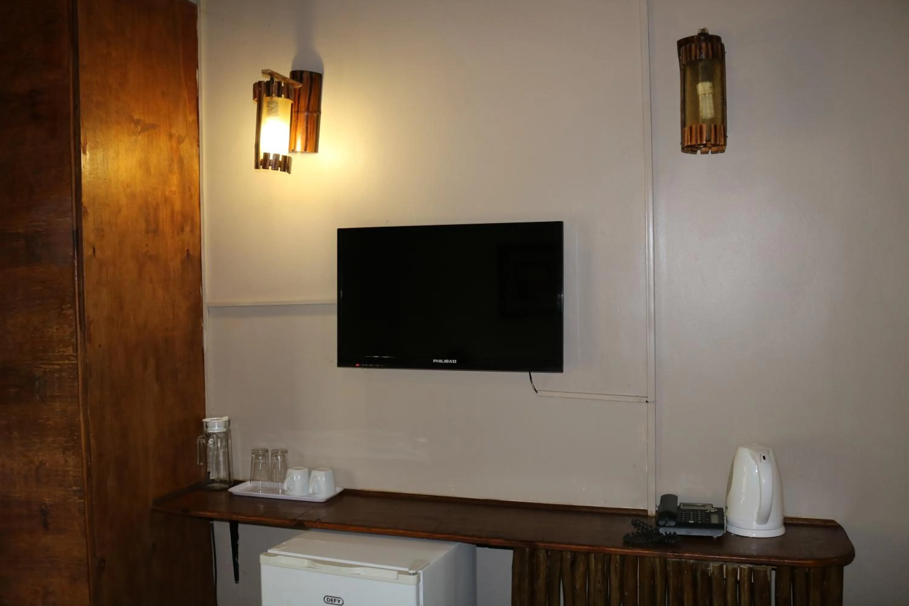 TV and multimedia in African Home Hotel