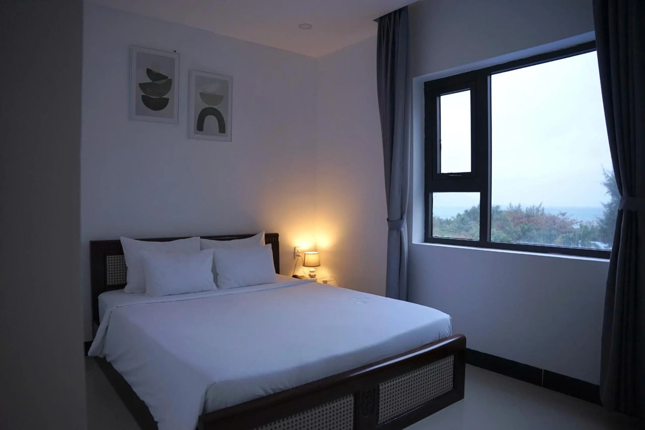 View (from property/room), Bed in Horizon Côn Đảo Hotel