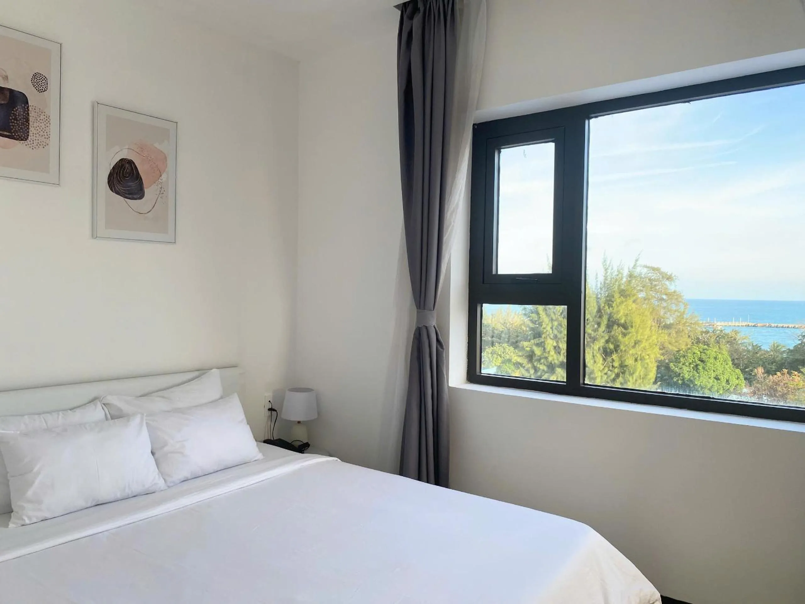 Bed in Horizon Côn Đảo Hotel