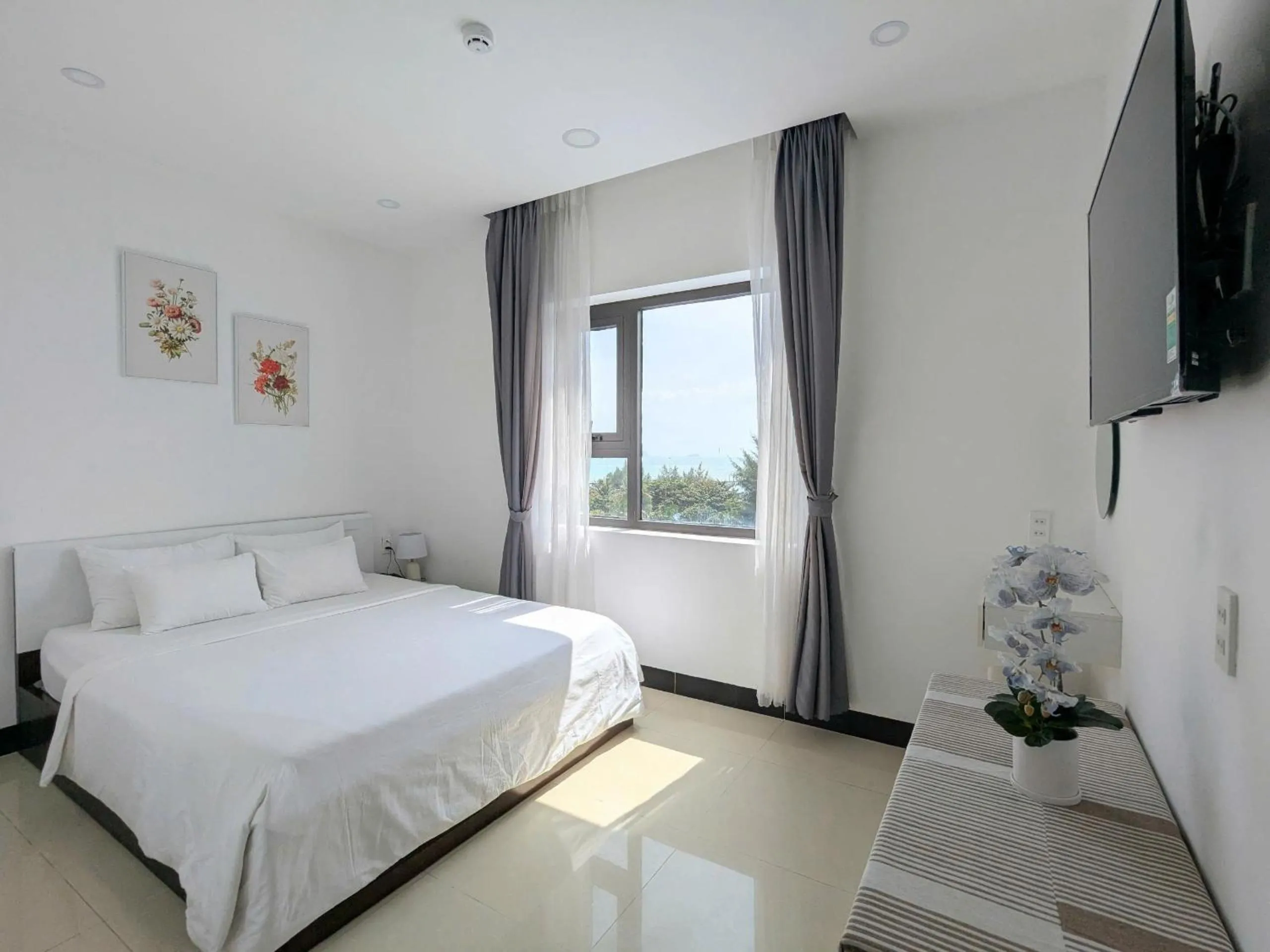 Bed in Horizon Côn Đảo Hotel