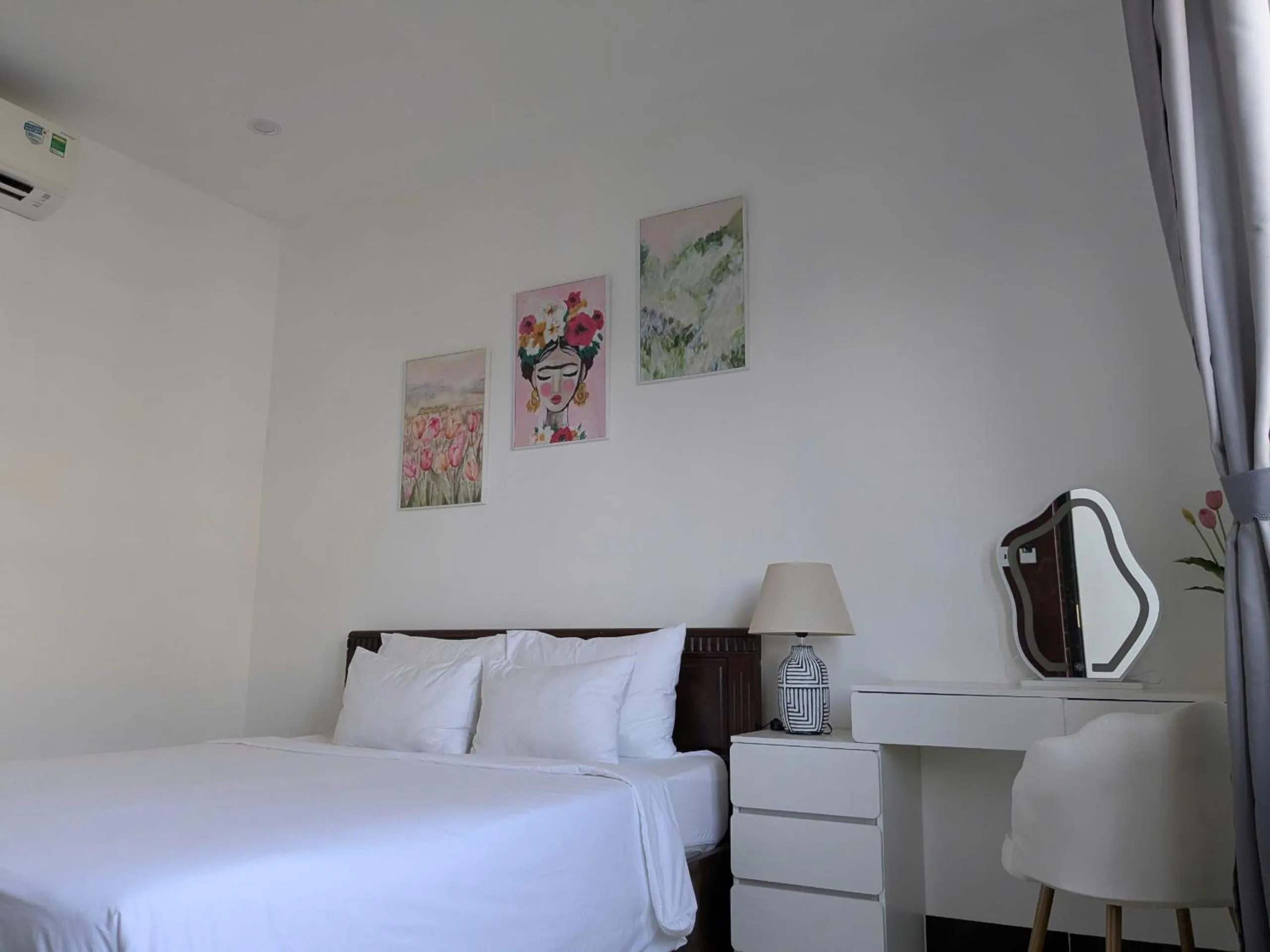 Bed in Horizon Côn Đảo Hotel