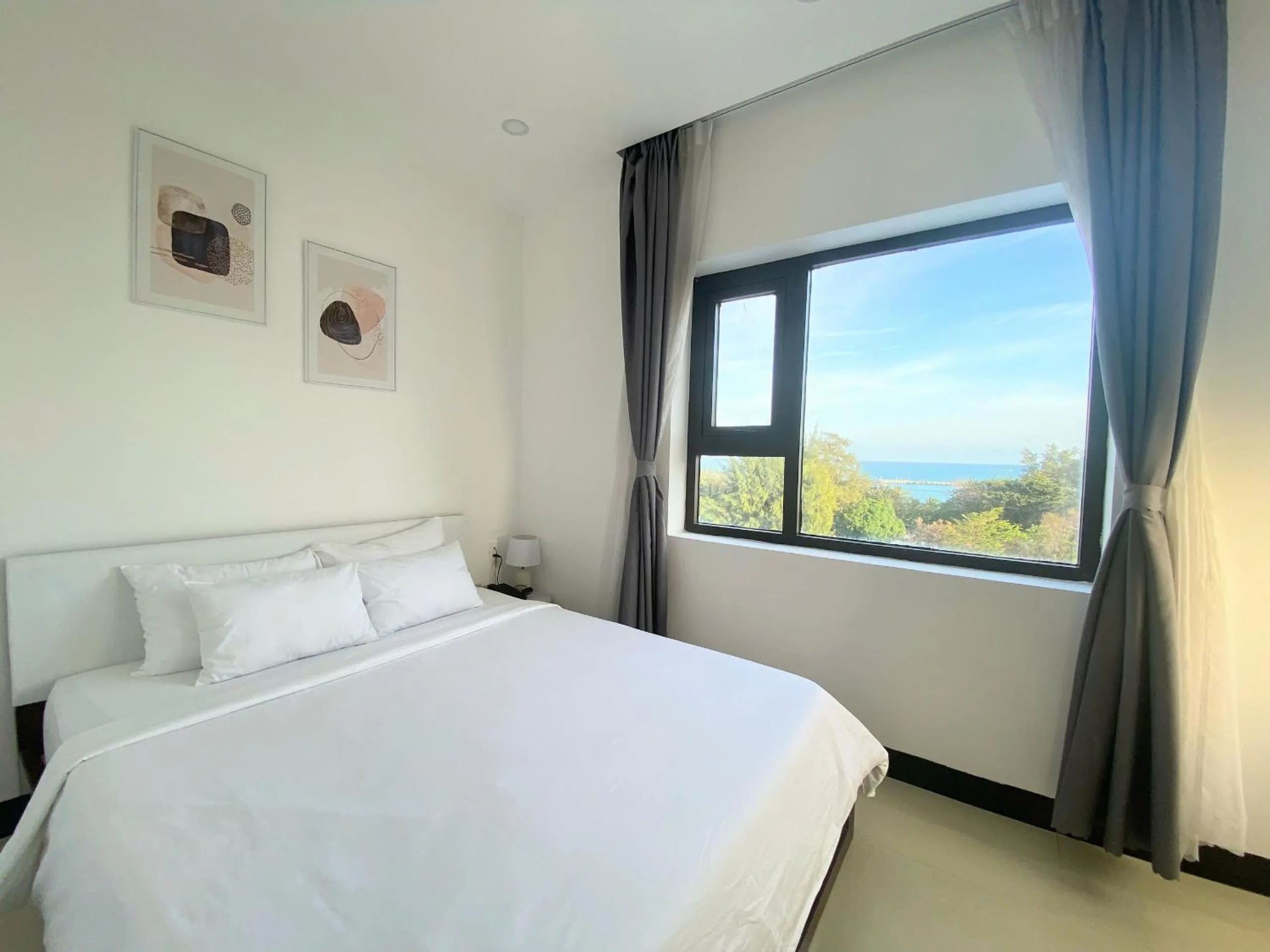 Bedroom, Bed in Horizon Côn Đảo Hotel