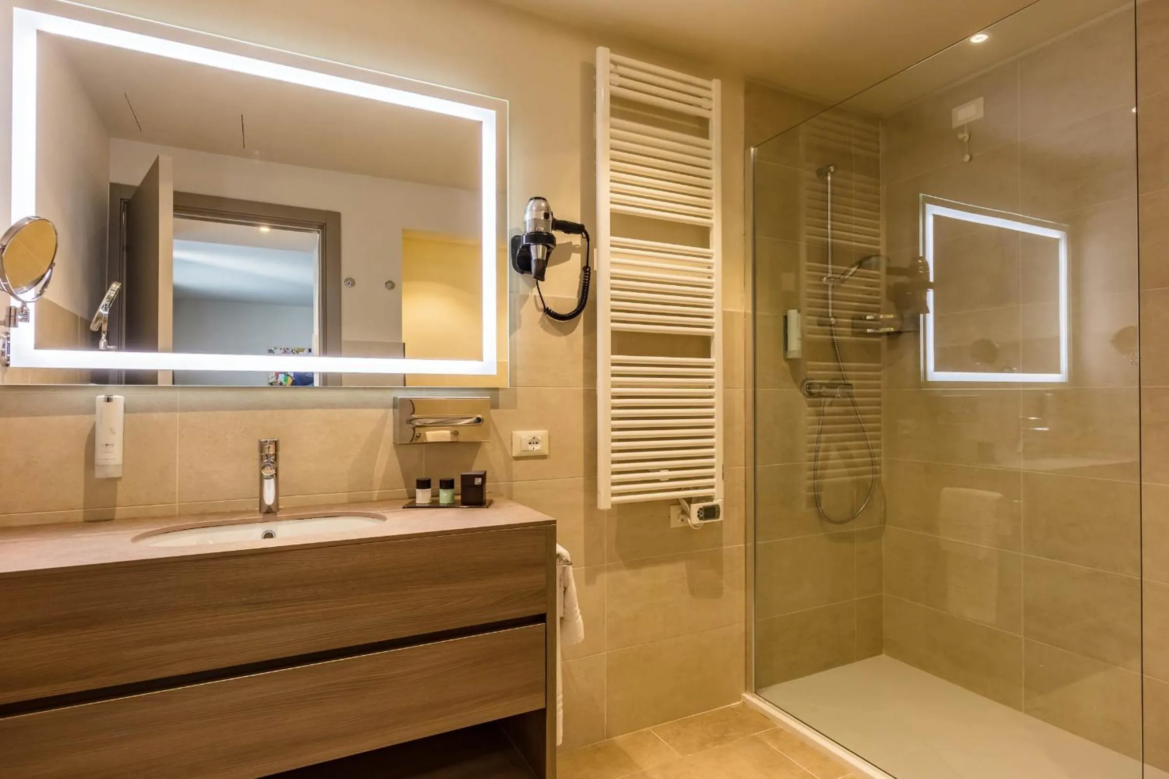 Family Suite (2 Adults + 2 Children) in Le Torri Del Garda FamilySPA Resort