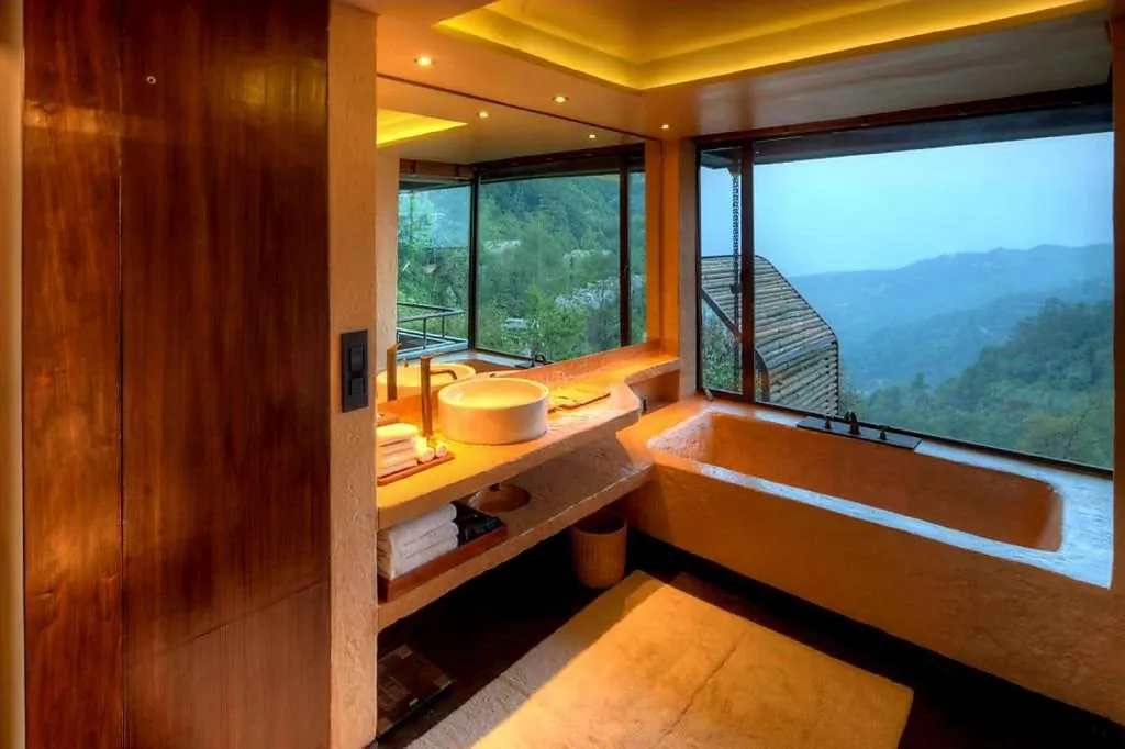 Bathroom in Kavya Himalayas