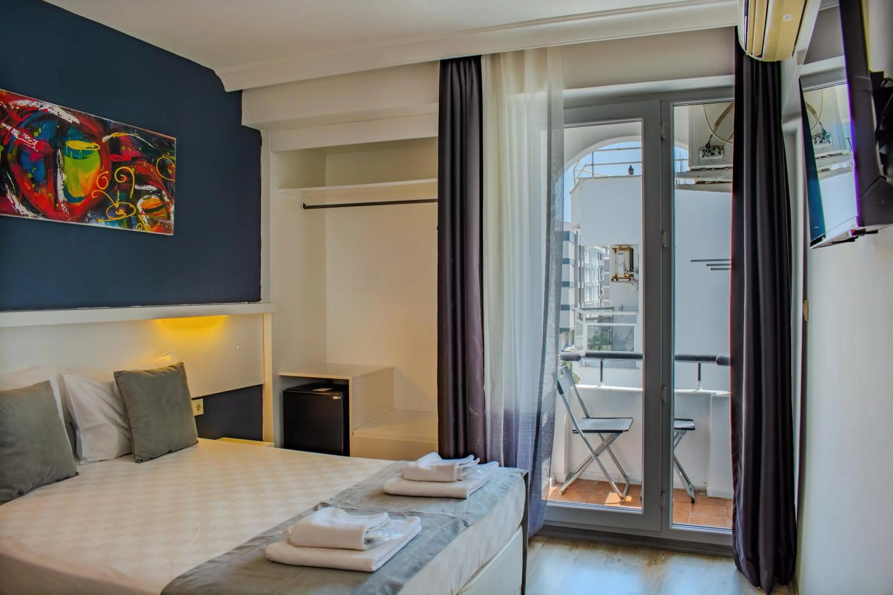 Photo of the whole room in Z OTEL