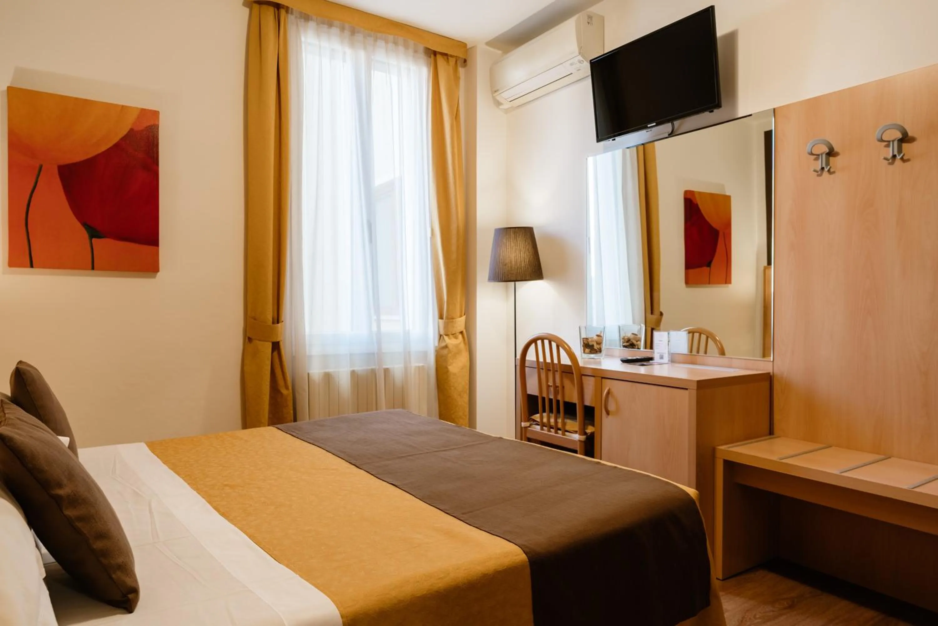 Bed in Hotel Eden Salò