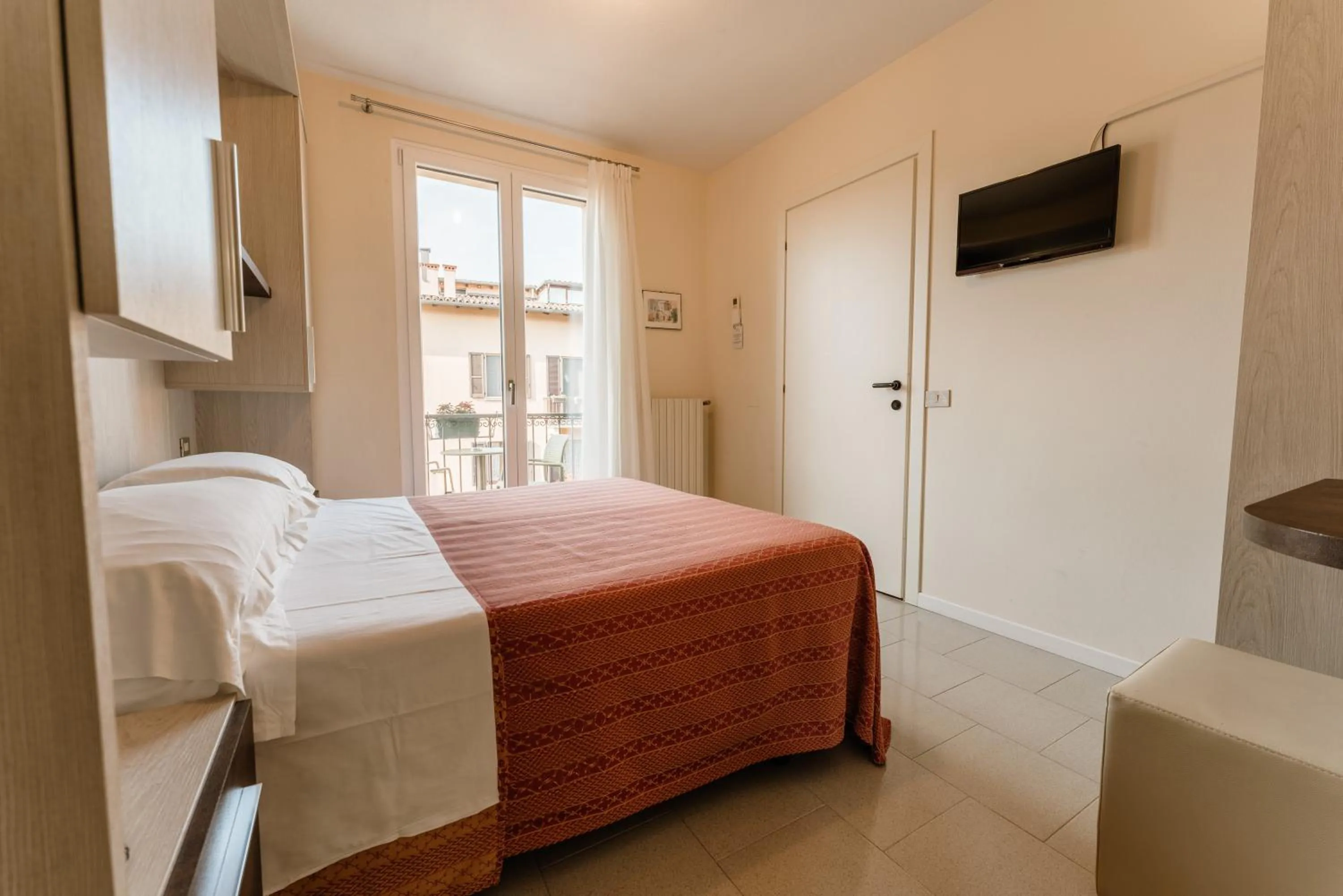 Bed in Hotel Eden Salò