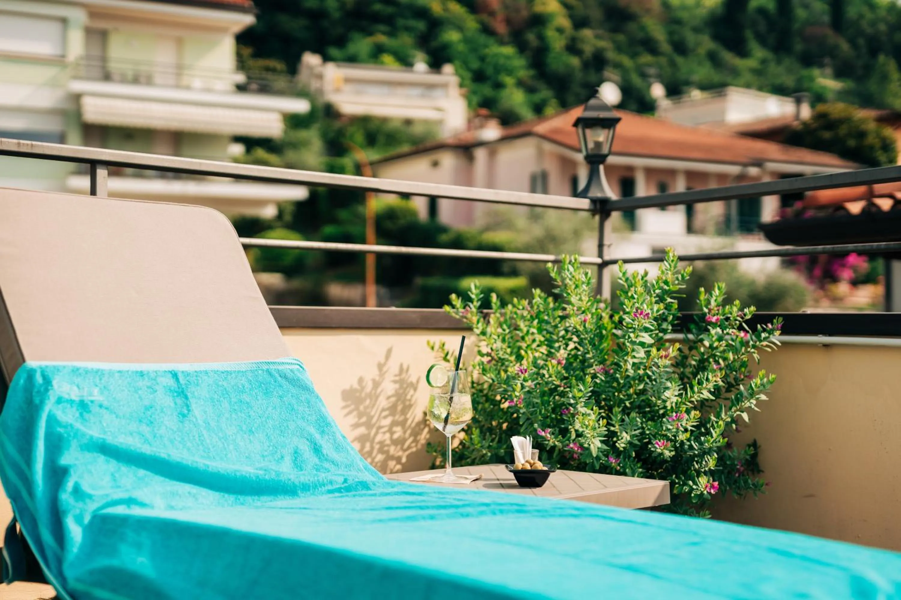 Solarium in Hotel Eden Salò