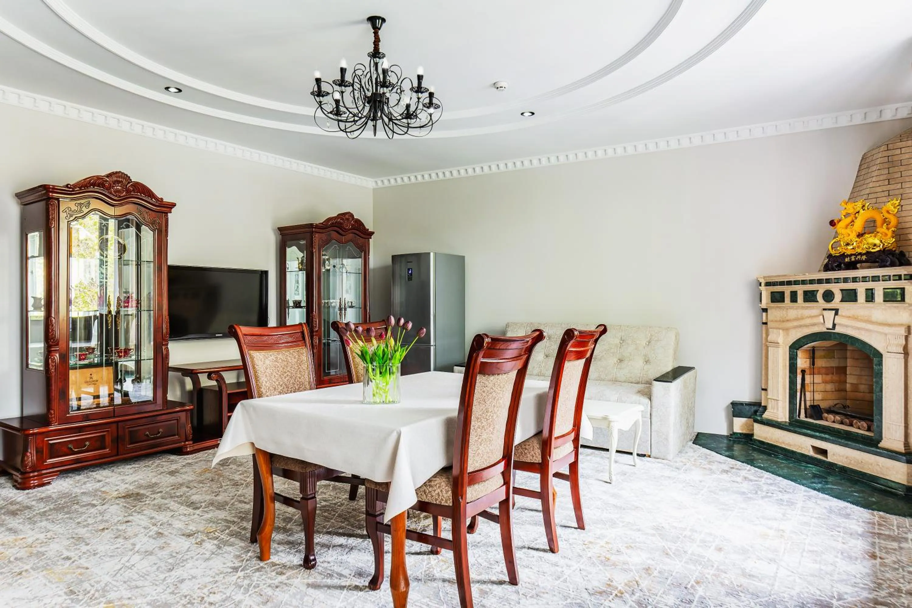 Day in Grand Nur Hotel