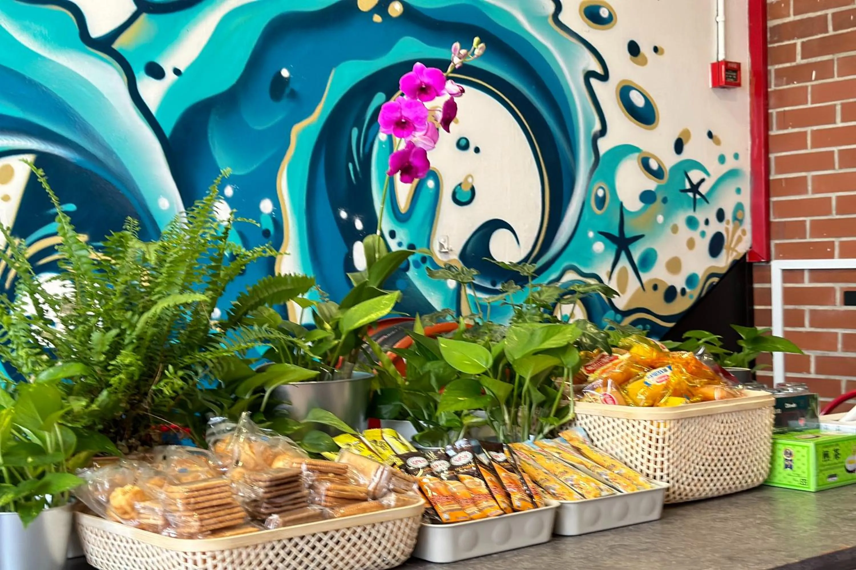 Breakfast in Rucksack Inn Temple Street