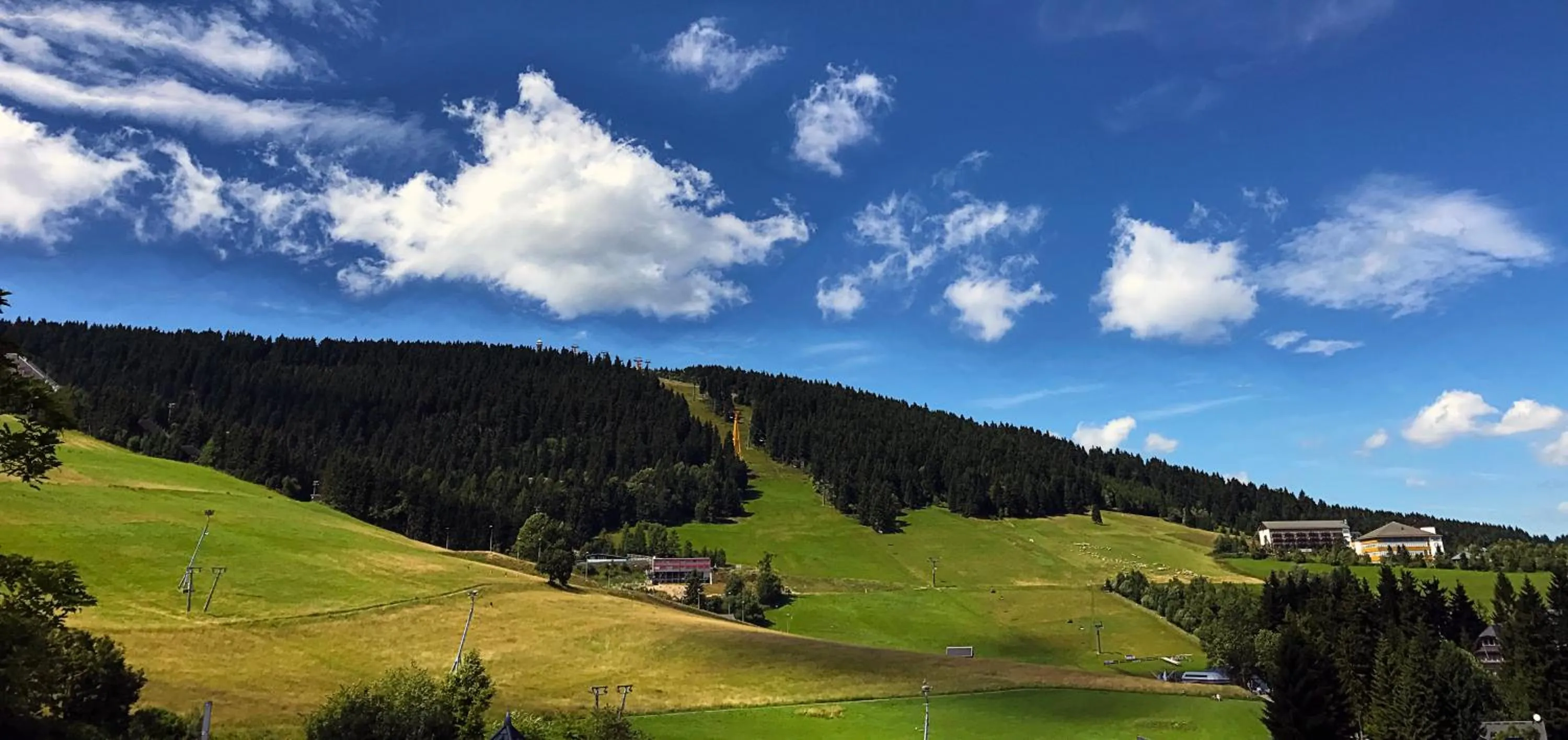 Hiking in Chalet & Apart Fichtelberger Blick