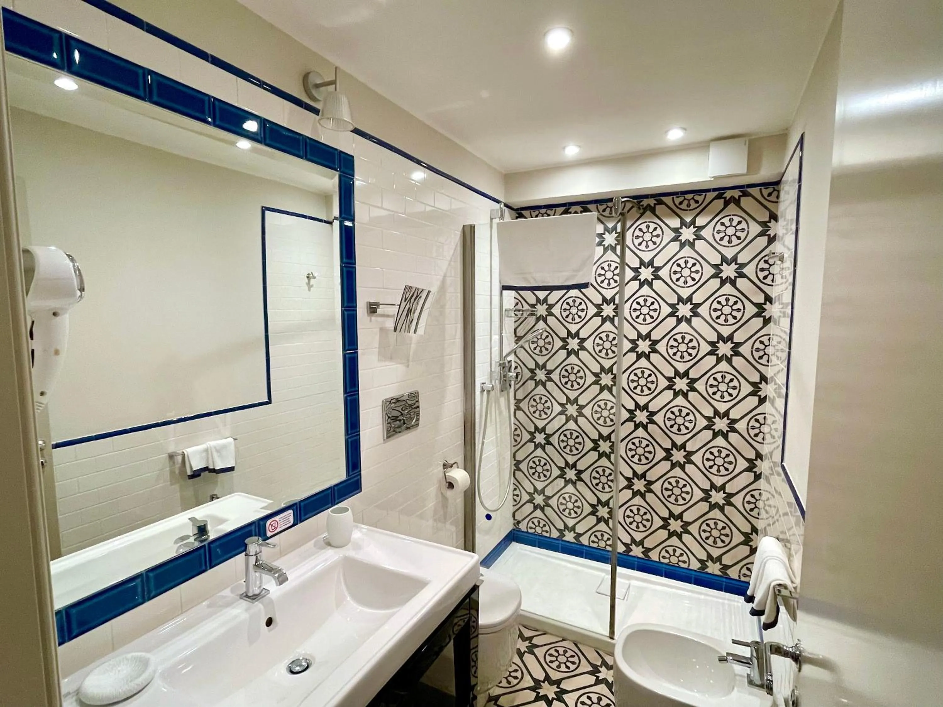 Bathroom in Cala del Porto Residence