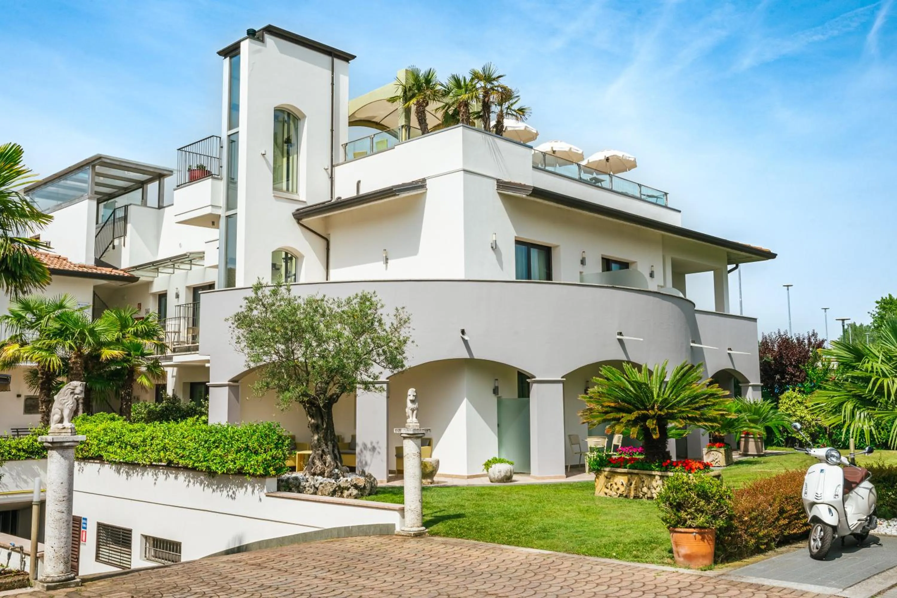 Property building in Hotel Arena