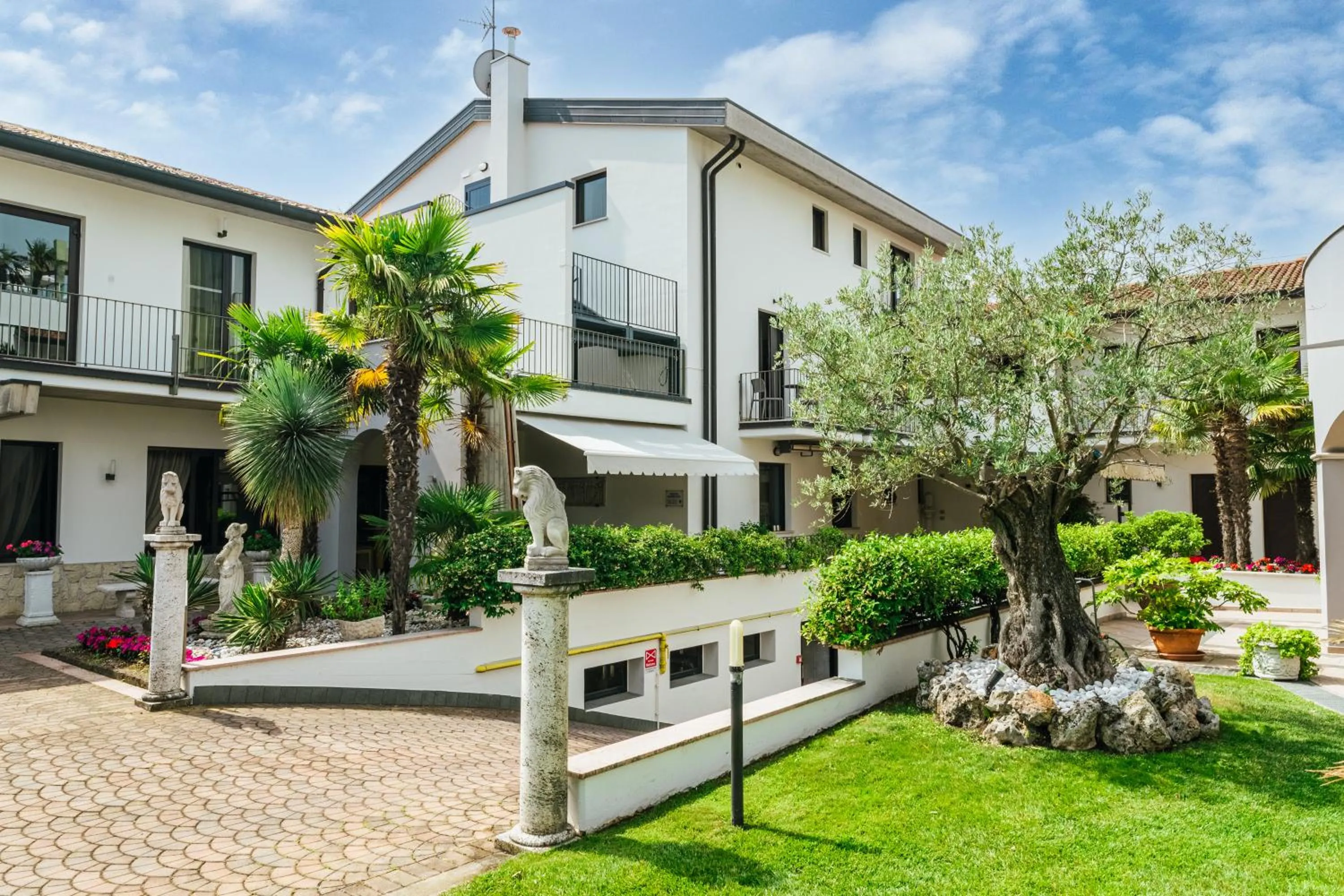 Property building in Hotel Arena