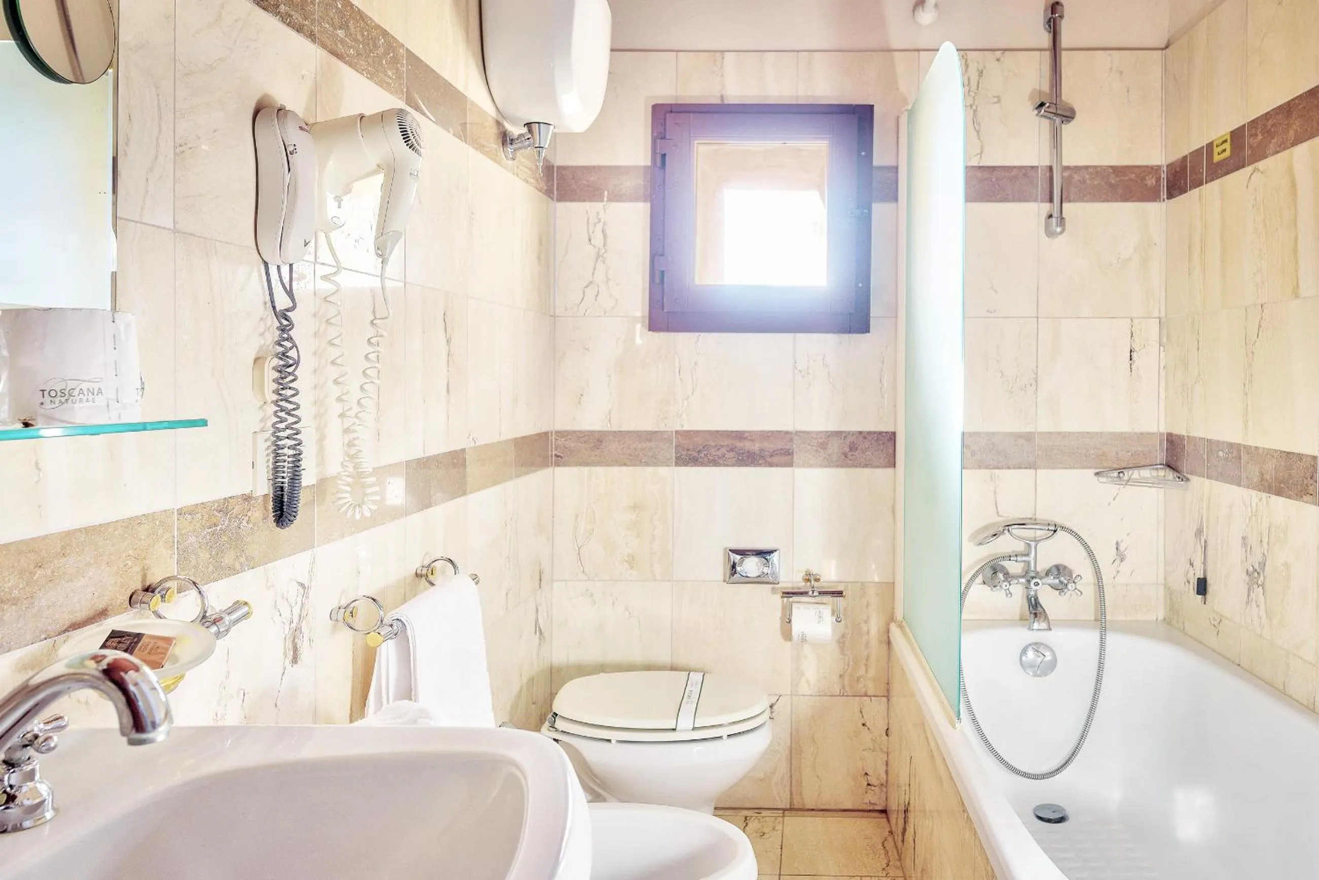 Bathroom in Hotel Borgo Casabianca