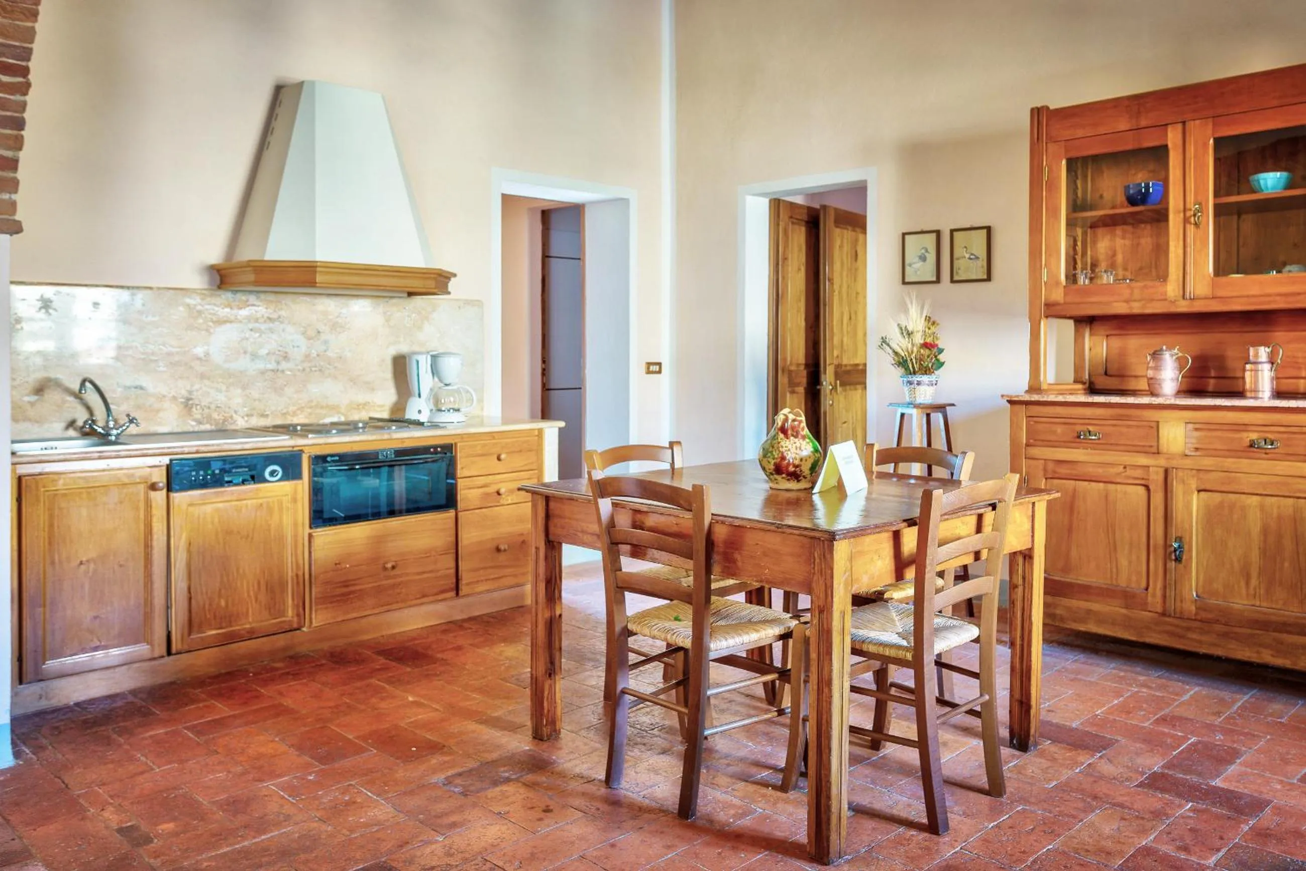 Kitchen or kitchenette in Hotel Borgo Casabianca