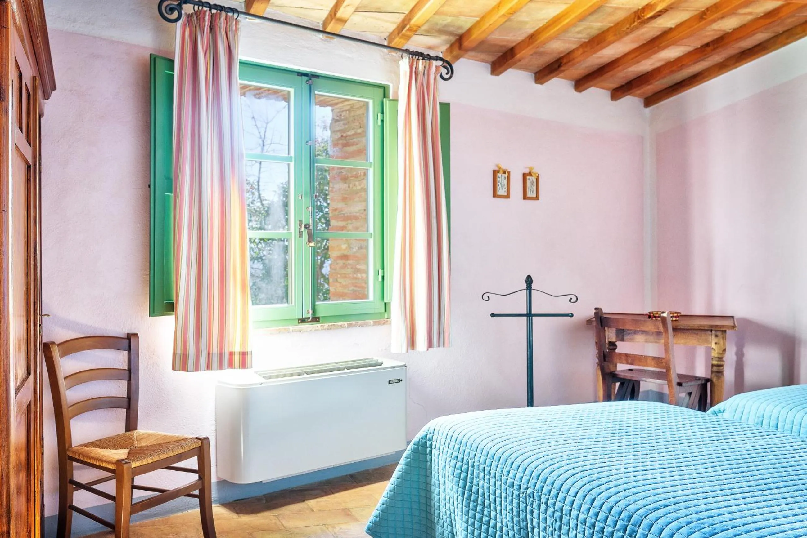 Bedroom in Hotel Borgo Casabianca