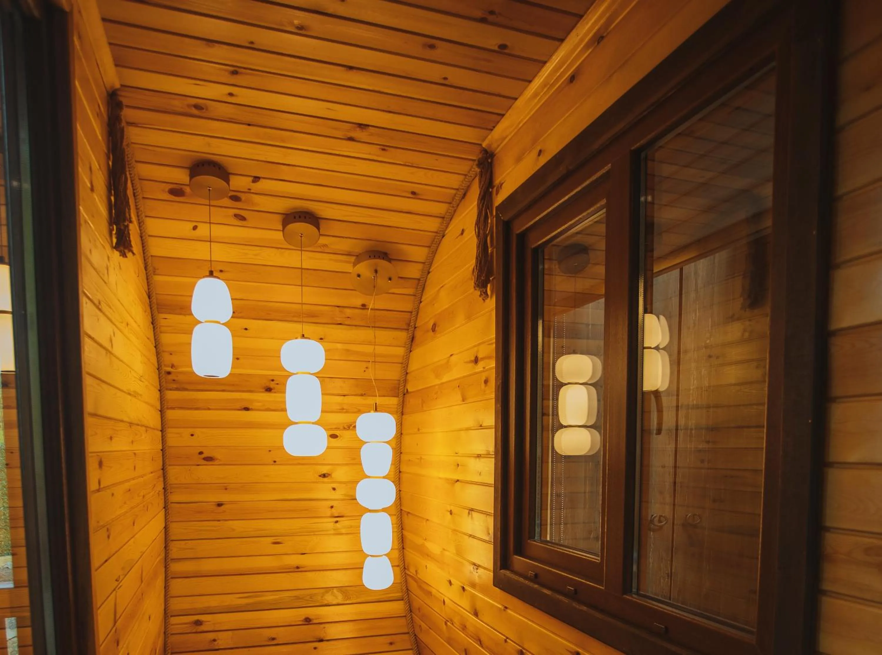 Decorative detail in Sapanca Casamia Suit