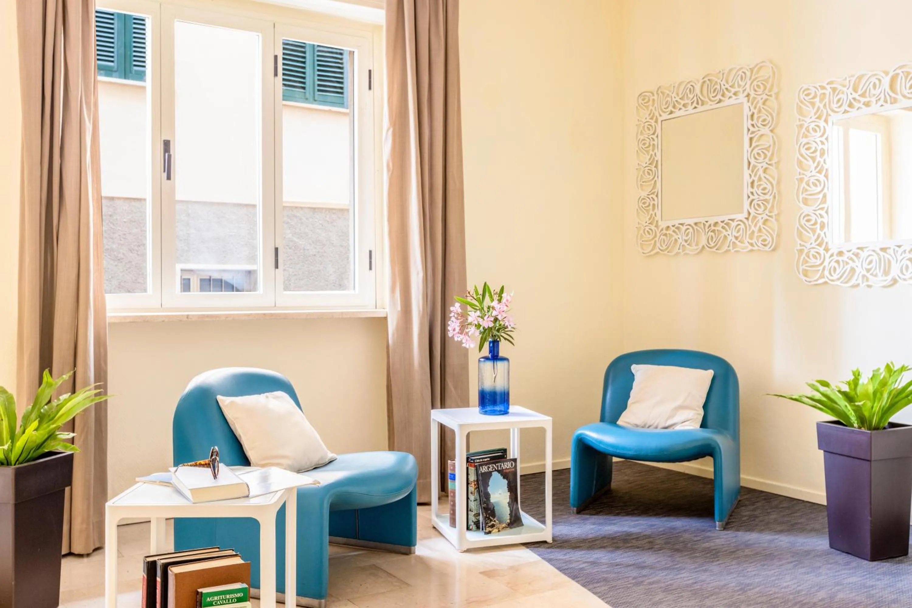 Lobby or reception in Hotel Il Telamonio