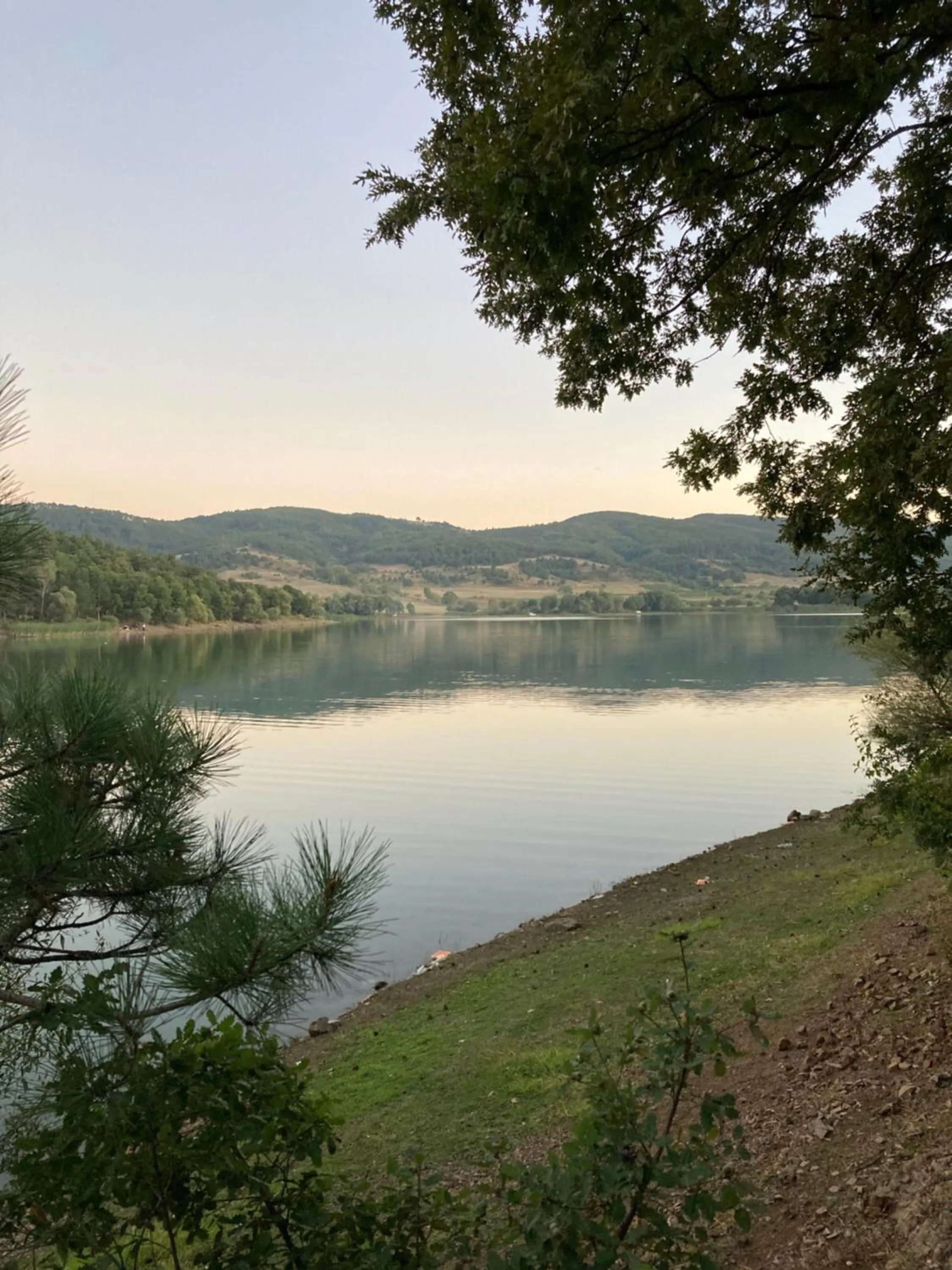 Lake view in Nefes Dağyenice Doğada