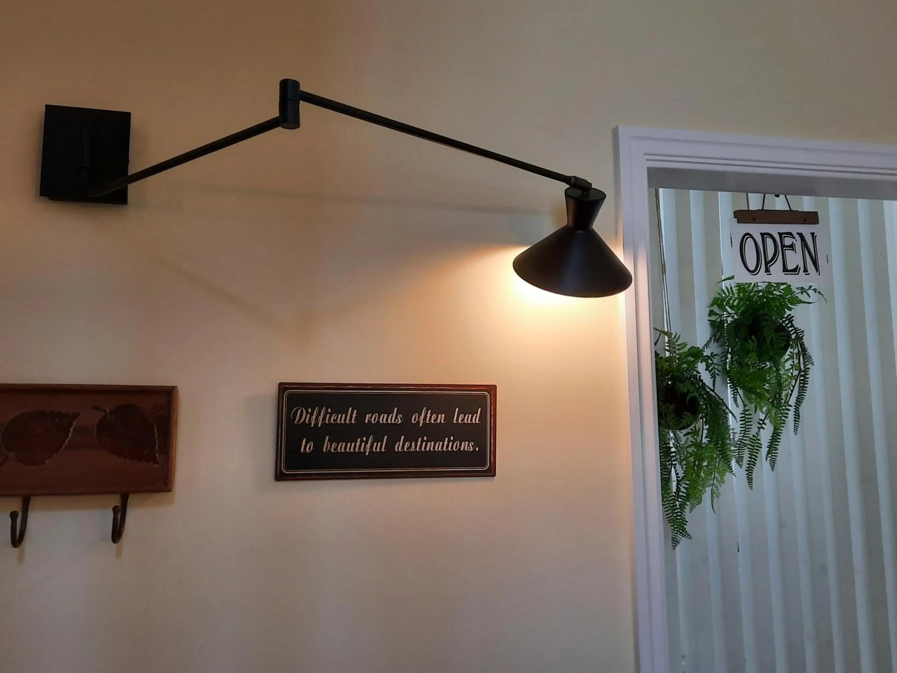 Decorative detail in Smiling Places - Guest House in Labruge