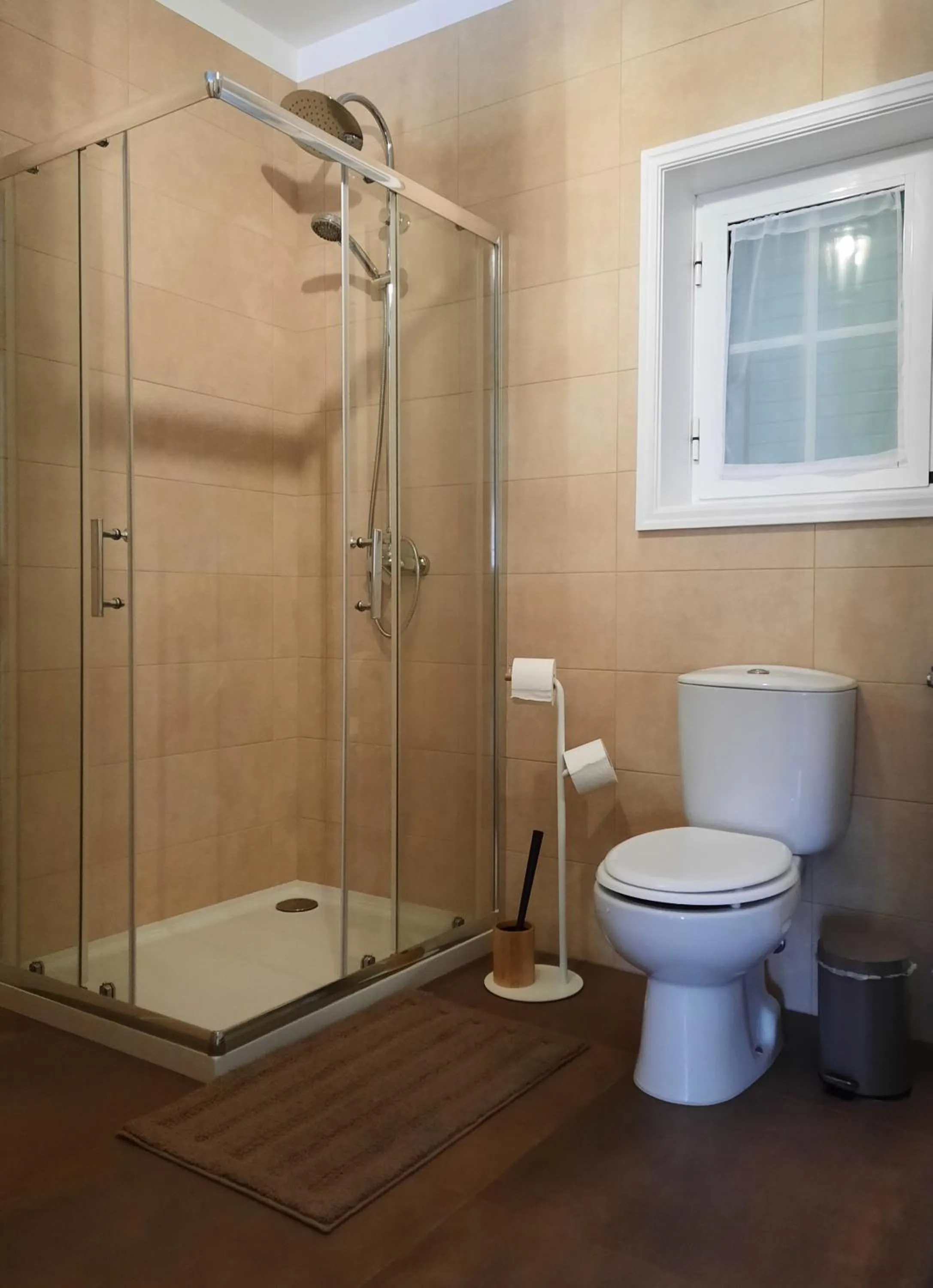 Bathroom in Smiling Places - Guest House in Labruge