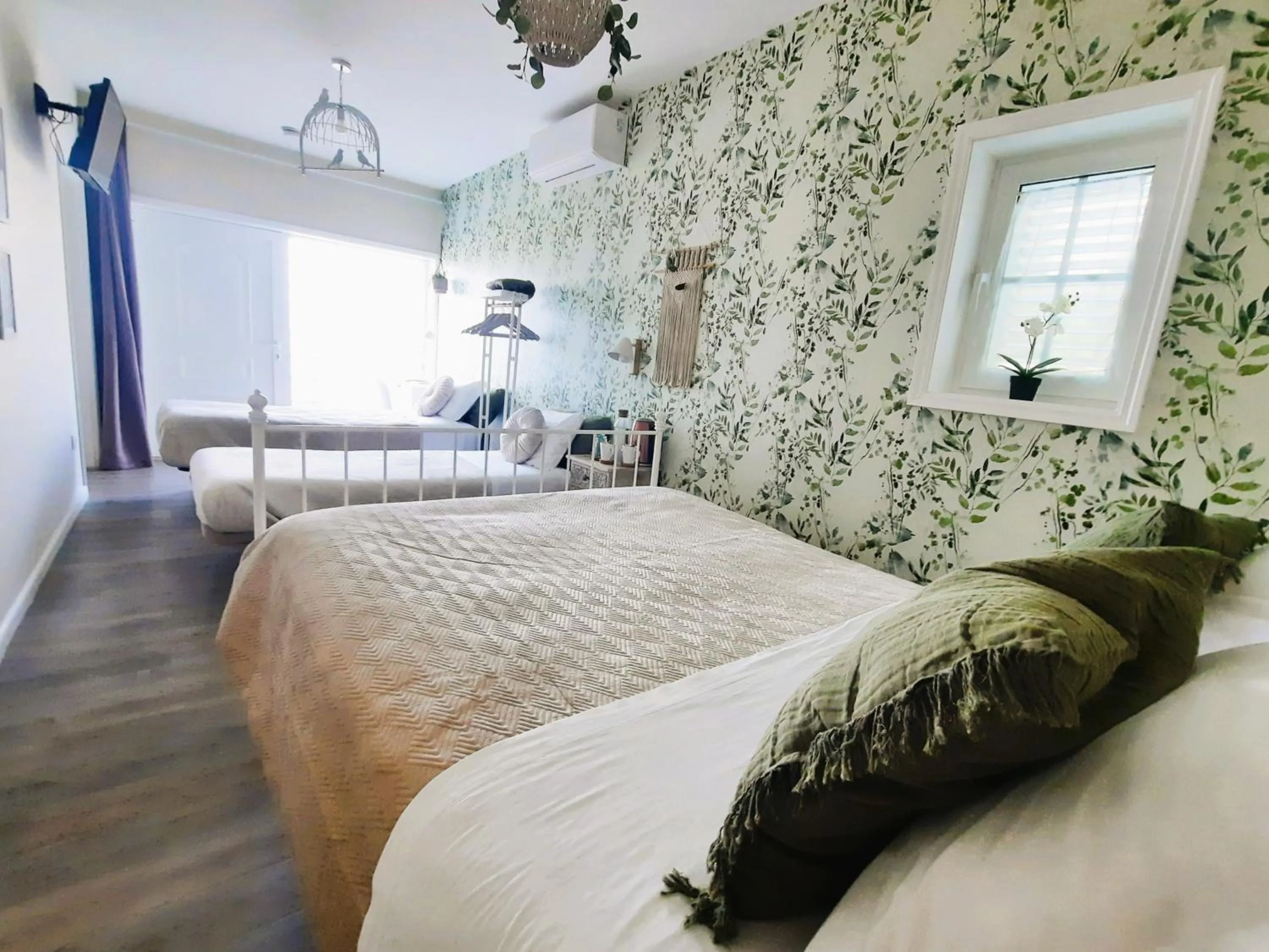 Bed in Smiling Places - Guest House in Labruge