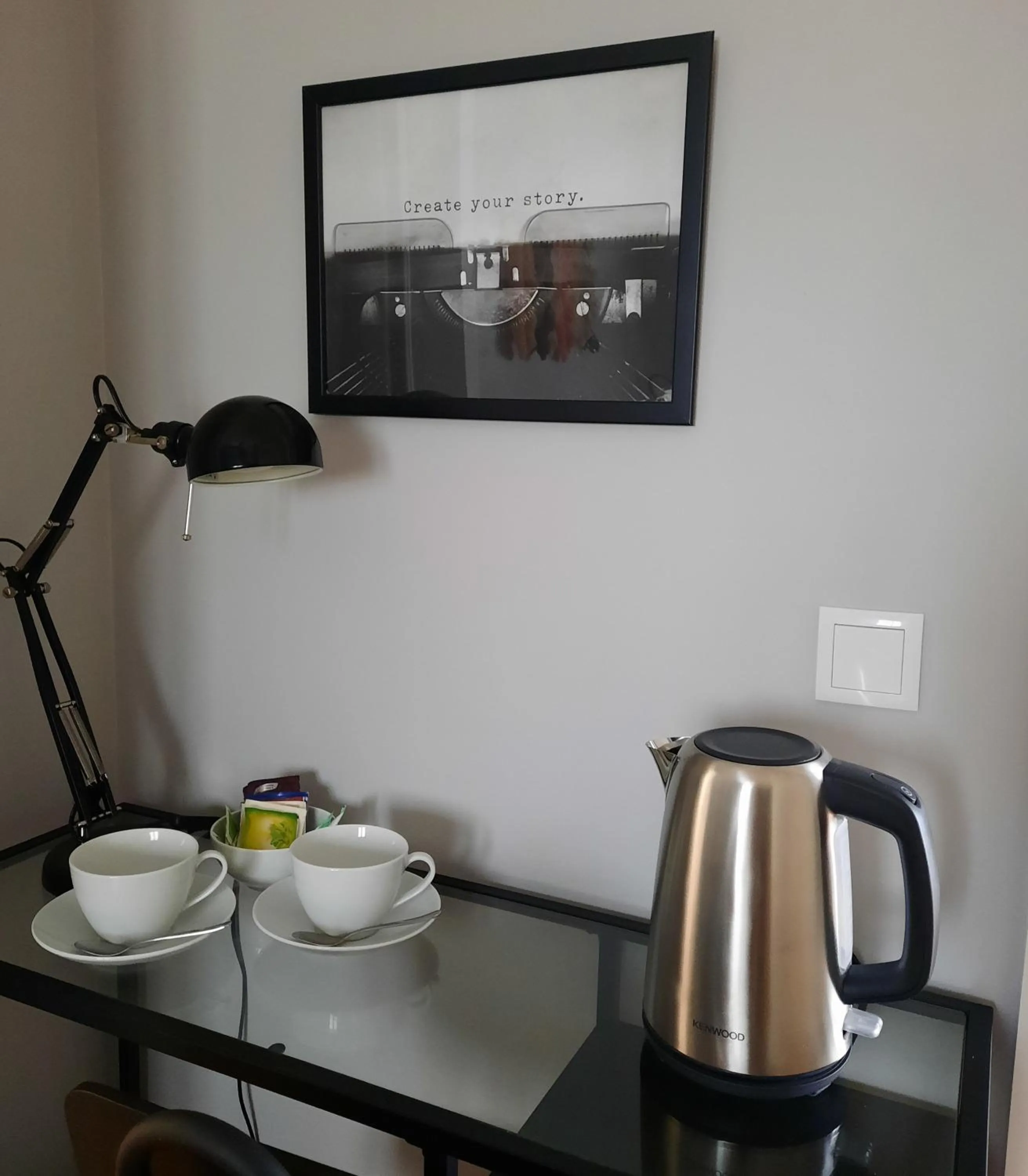 Coffee/tea facilities in Smiling Places - Guest House in Labruge