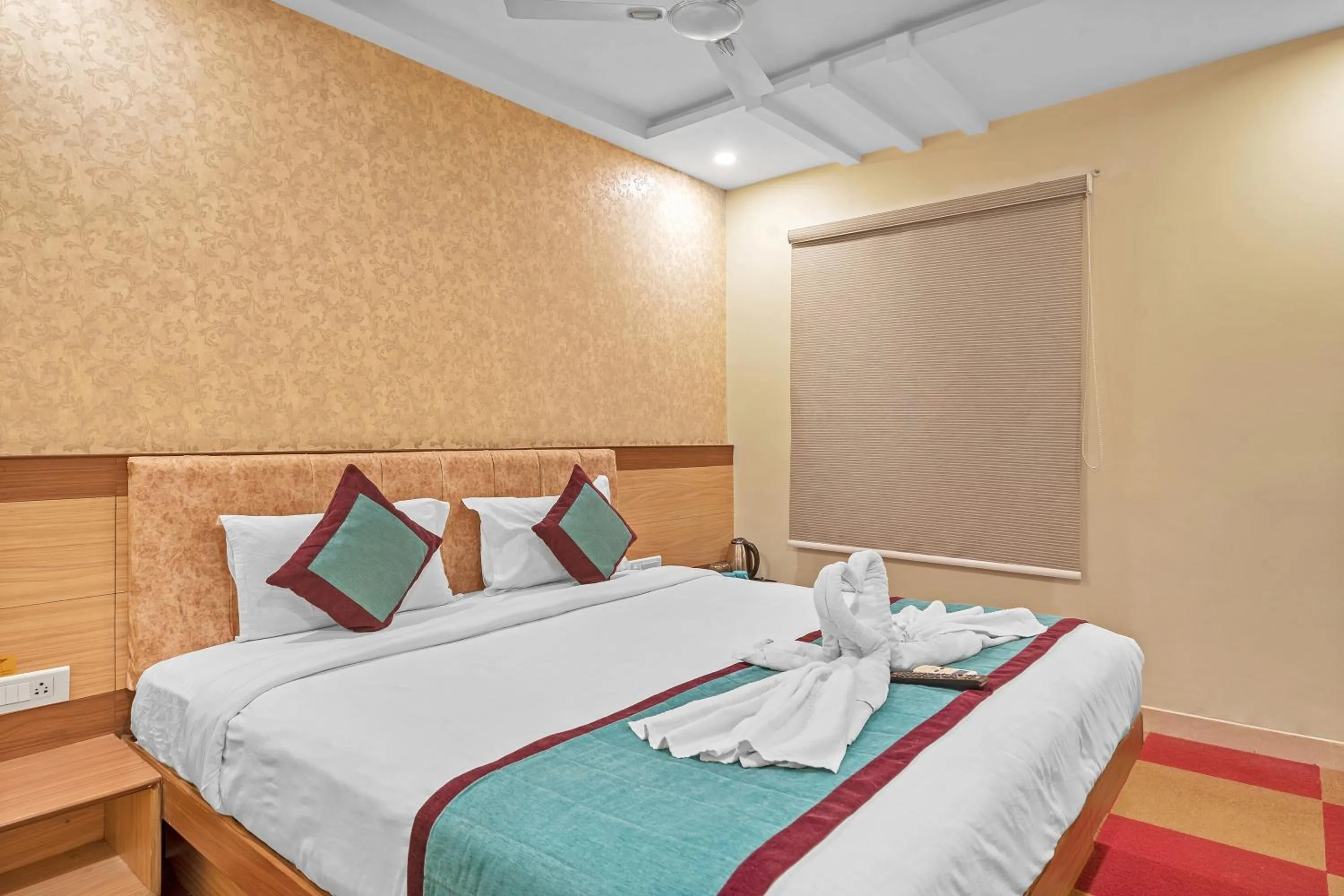 Bedroom, Bed in Hotel SM Deccan Park Airport Zone Shamshabad Hyderabad