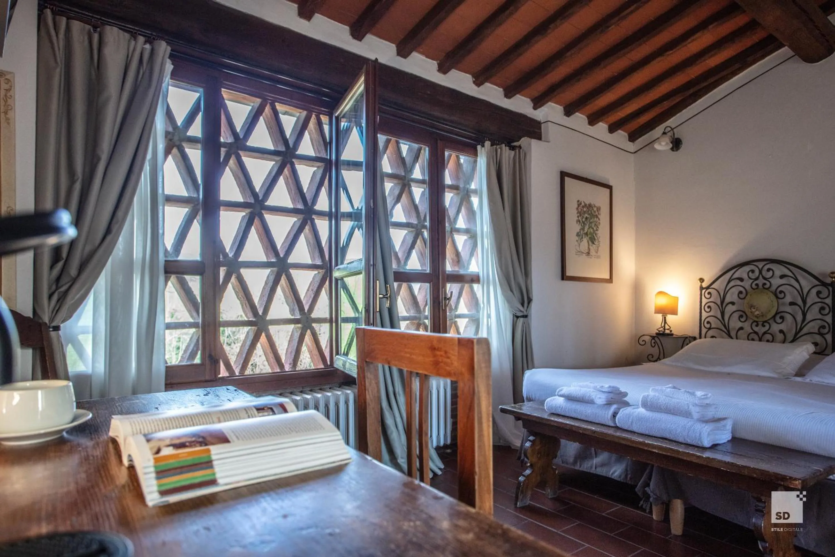 Photo of the whole room, Bed in Tenuta Il Burchio