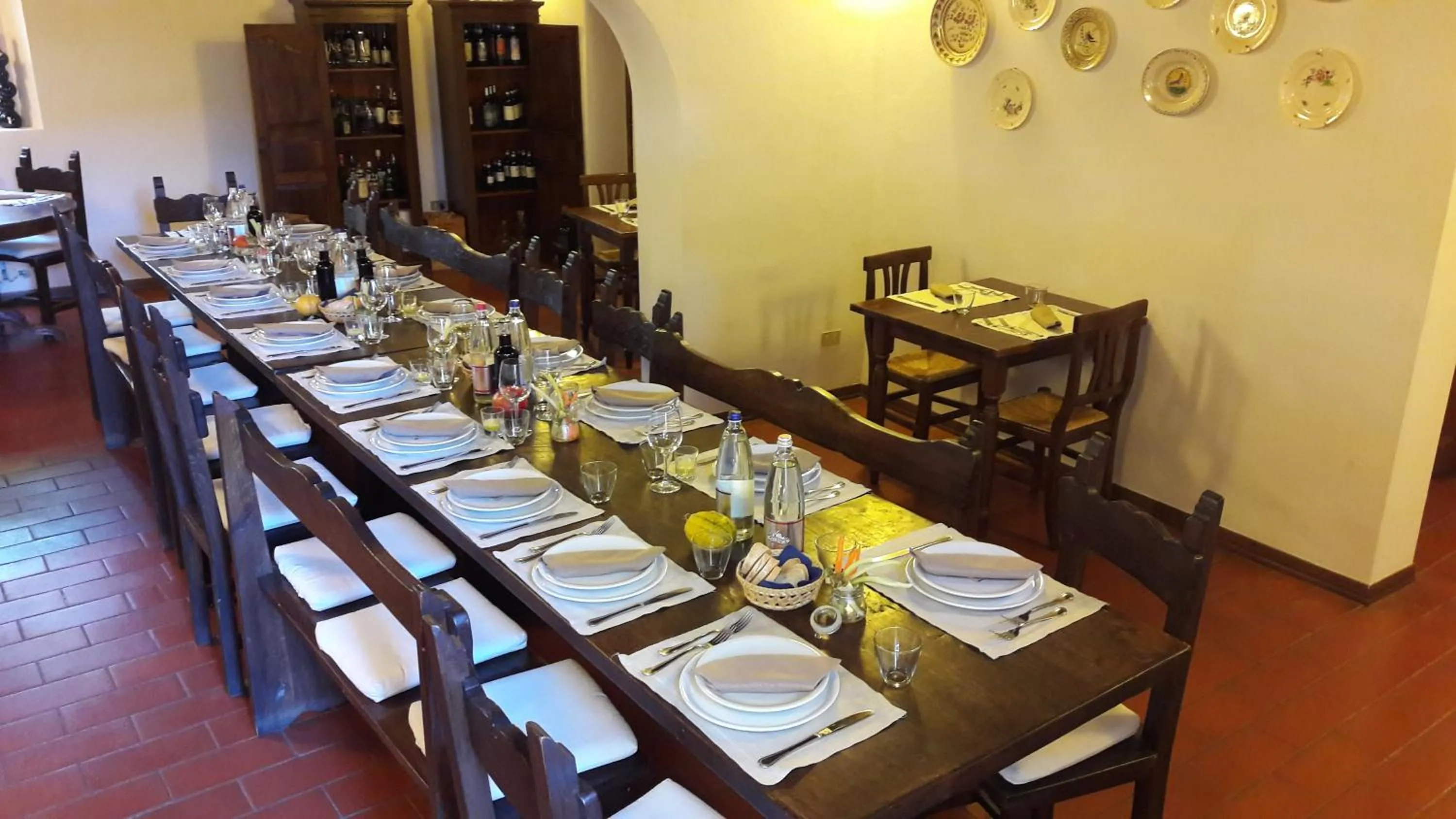 Restaurant/places to eat in Tenuta Il Burchio