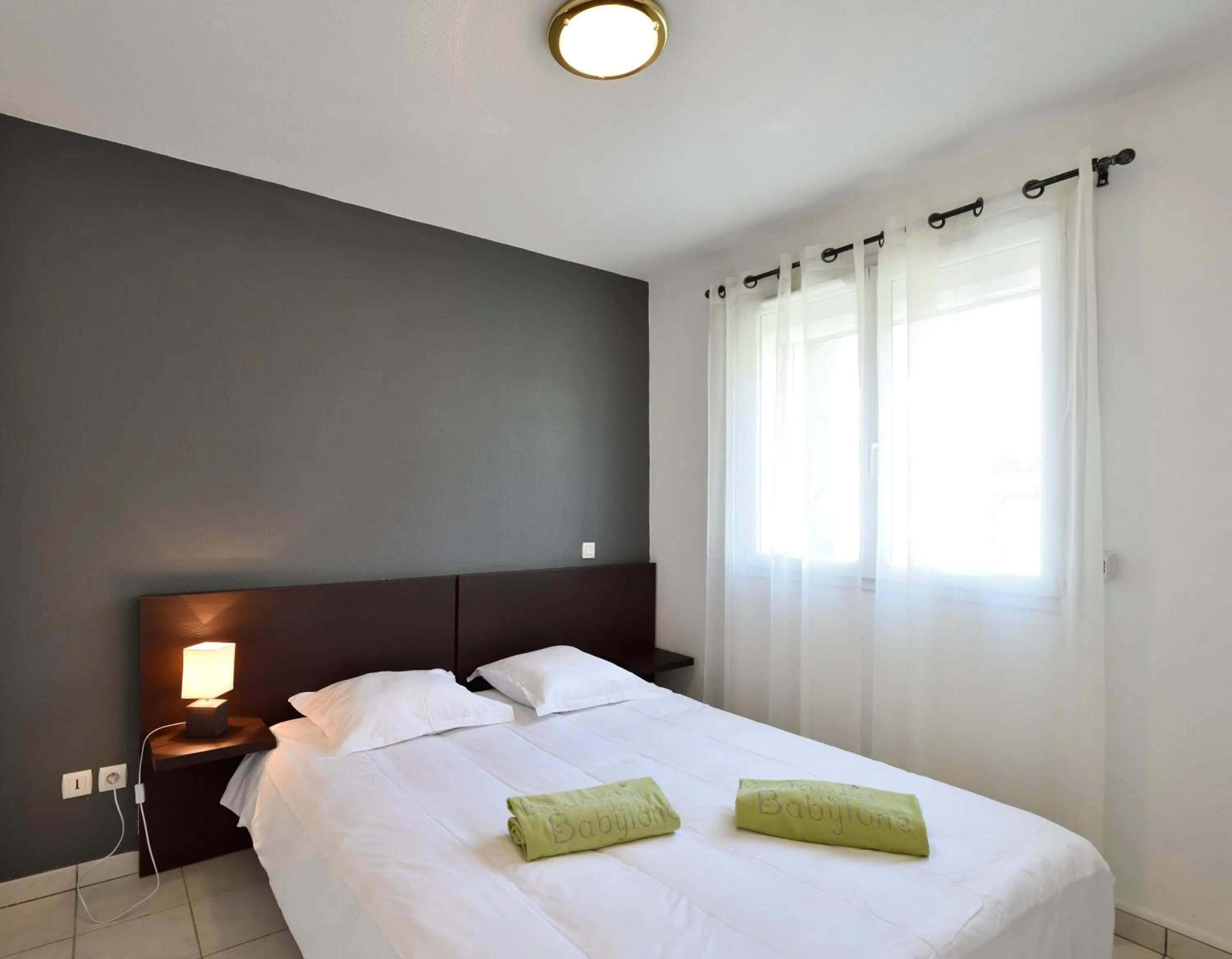 Bed in Le Jardin de Babylone Résidence Festive & Naturiste "réservé aux couples uniquement"