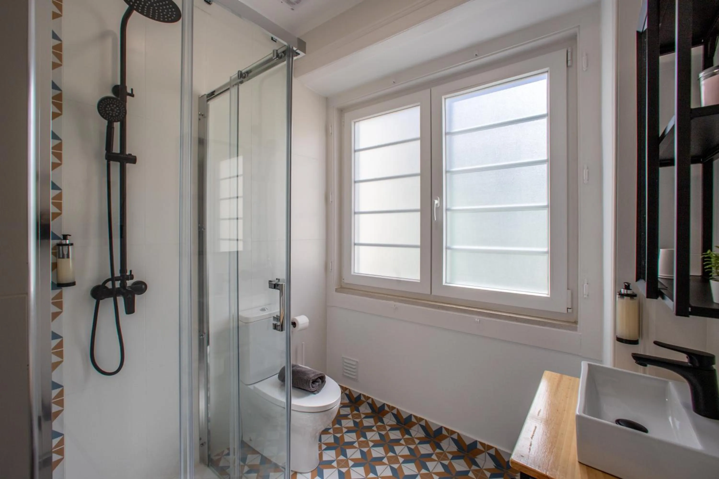 Toilet in Graça Garden Torres Vedras